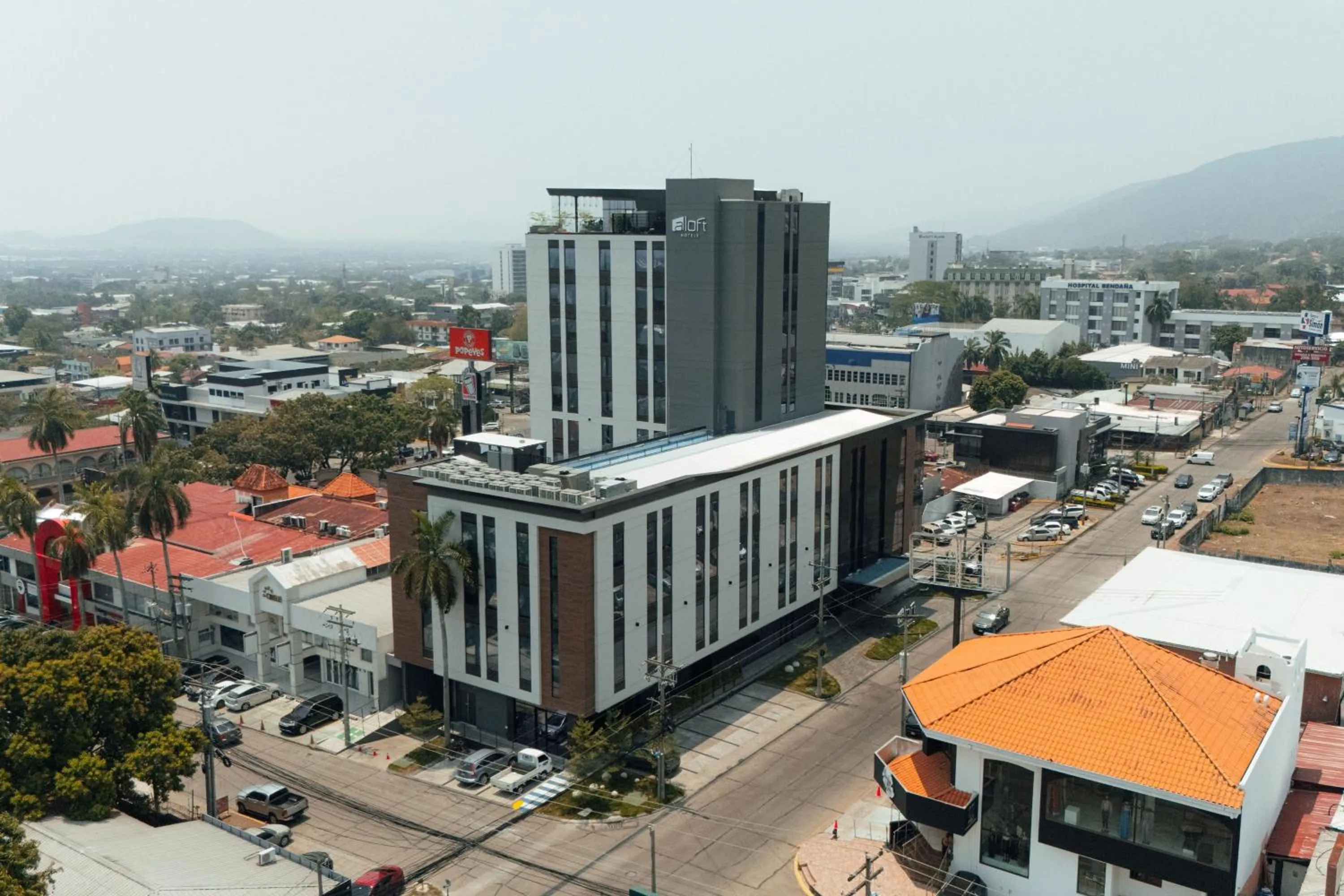 Property building in Aloft San Pedro Sula