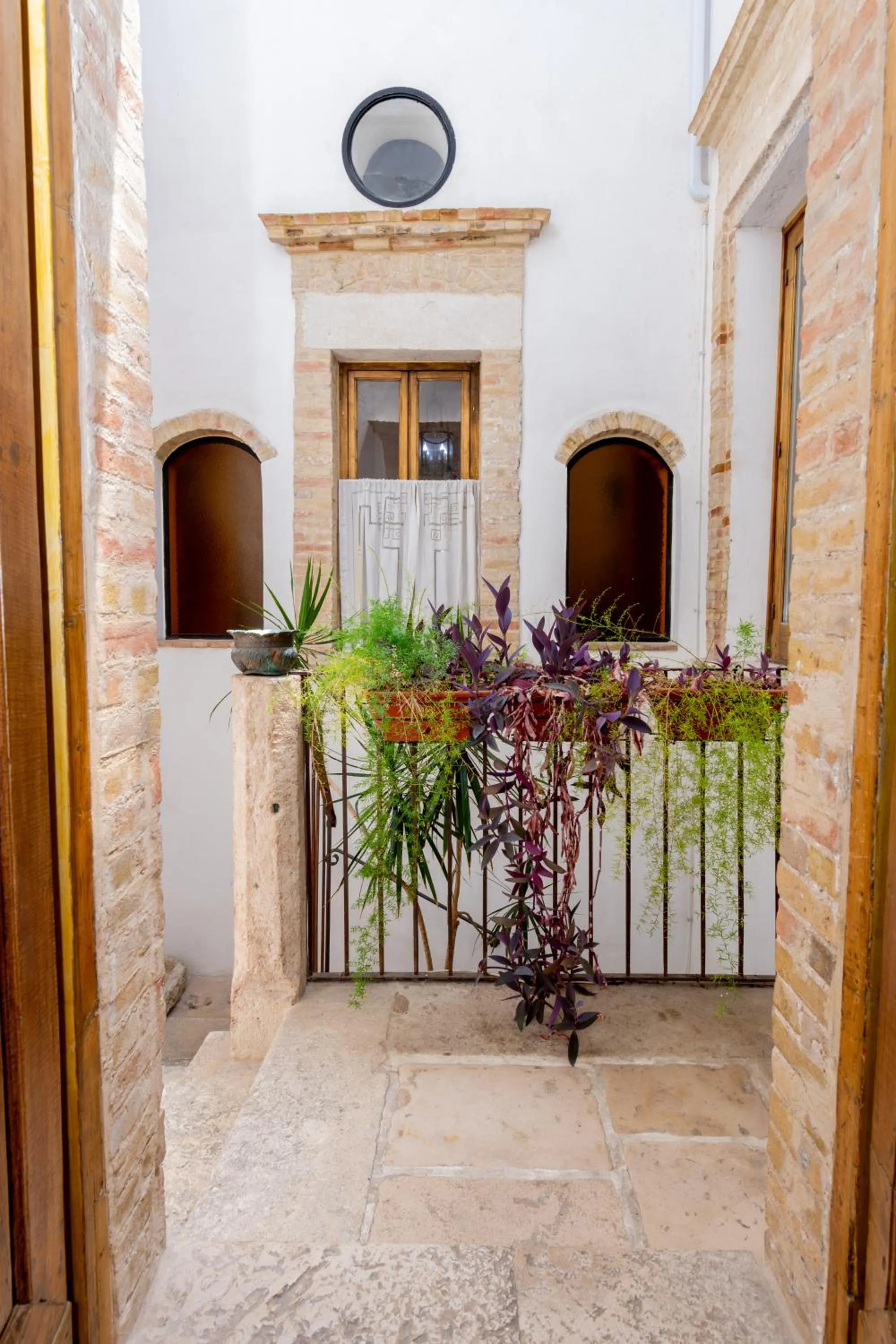 Inner courtyard view in B&B Palazzo de Matteis