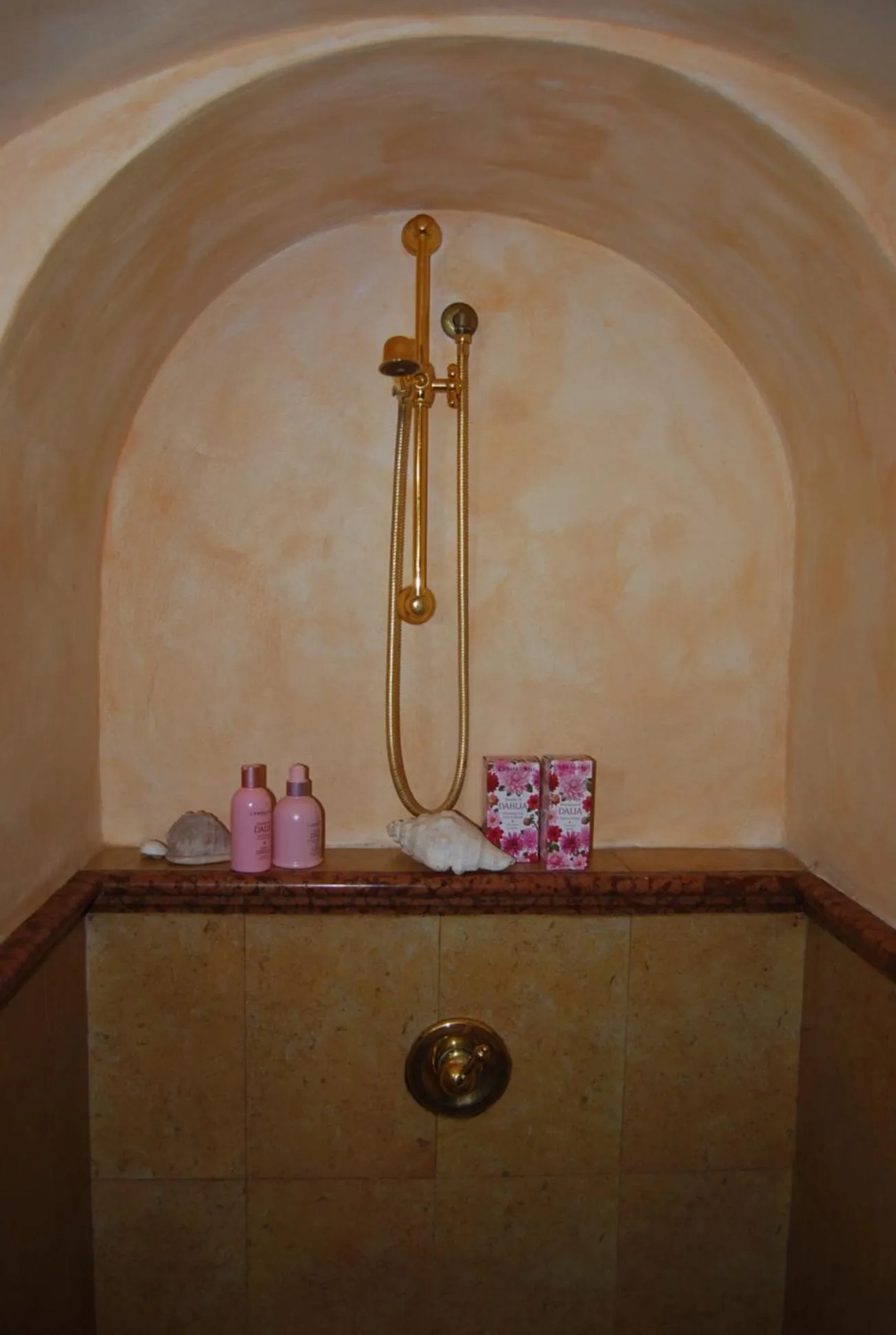 Shower in B&B Palazzo de Matteis