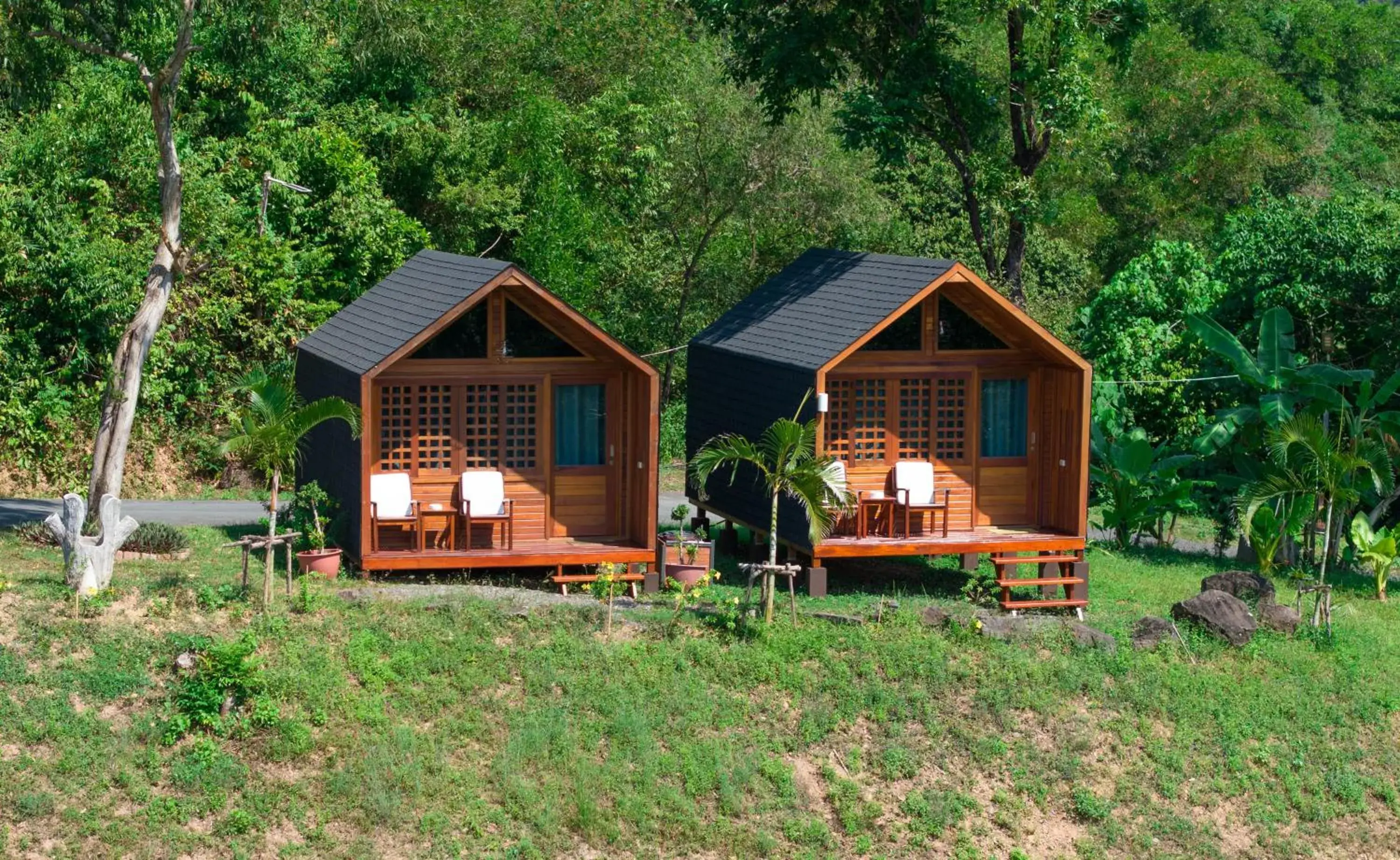 Property building in So View Phuket Resort Property building in So View Phuket Resort