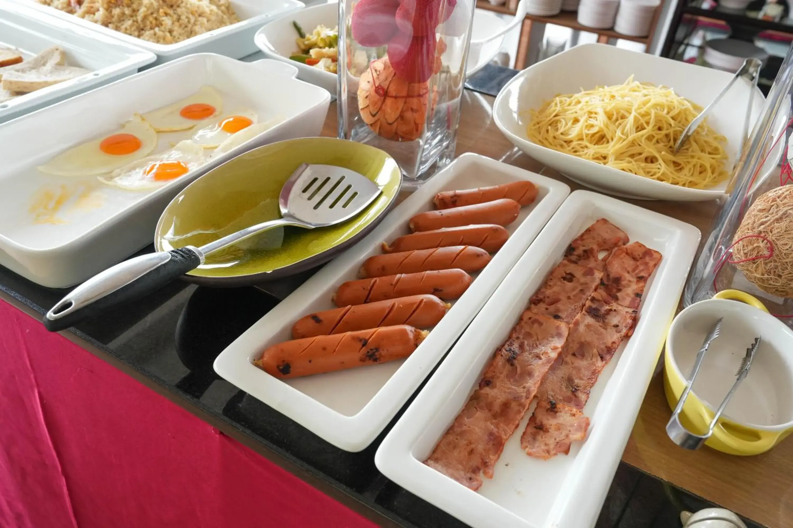 Food and drinks in So View Phuket Resort Food and drinks in So View Phuket Resort