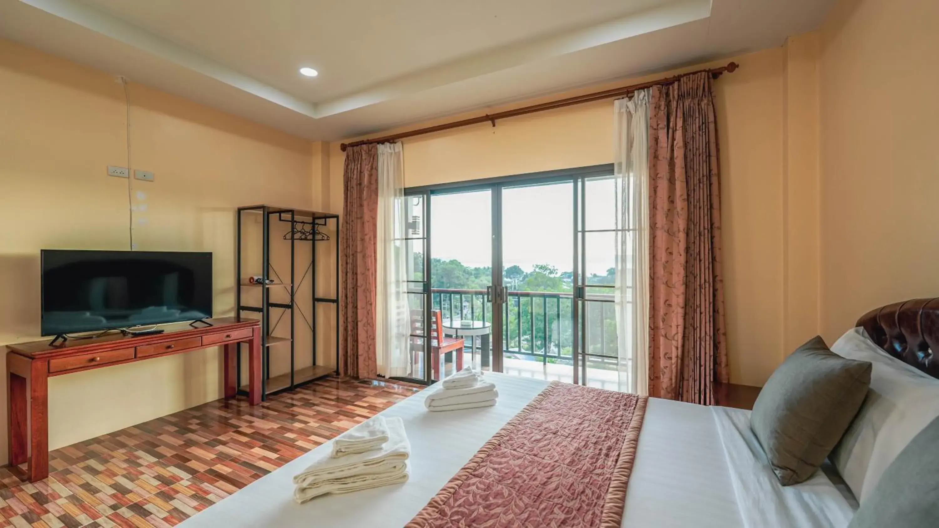 Bed in So View Phuket Resort Bed in So View Phuket Resort