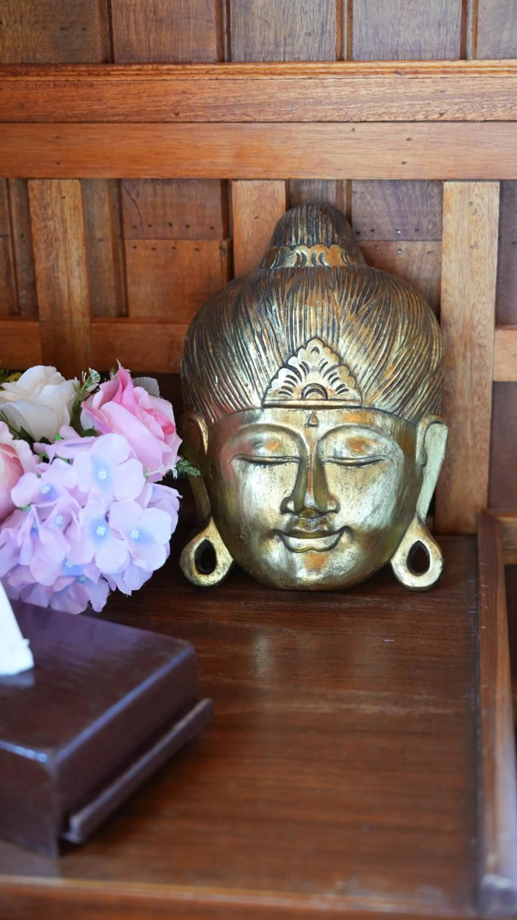 Decorative detail in So View Phuket Resort