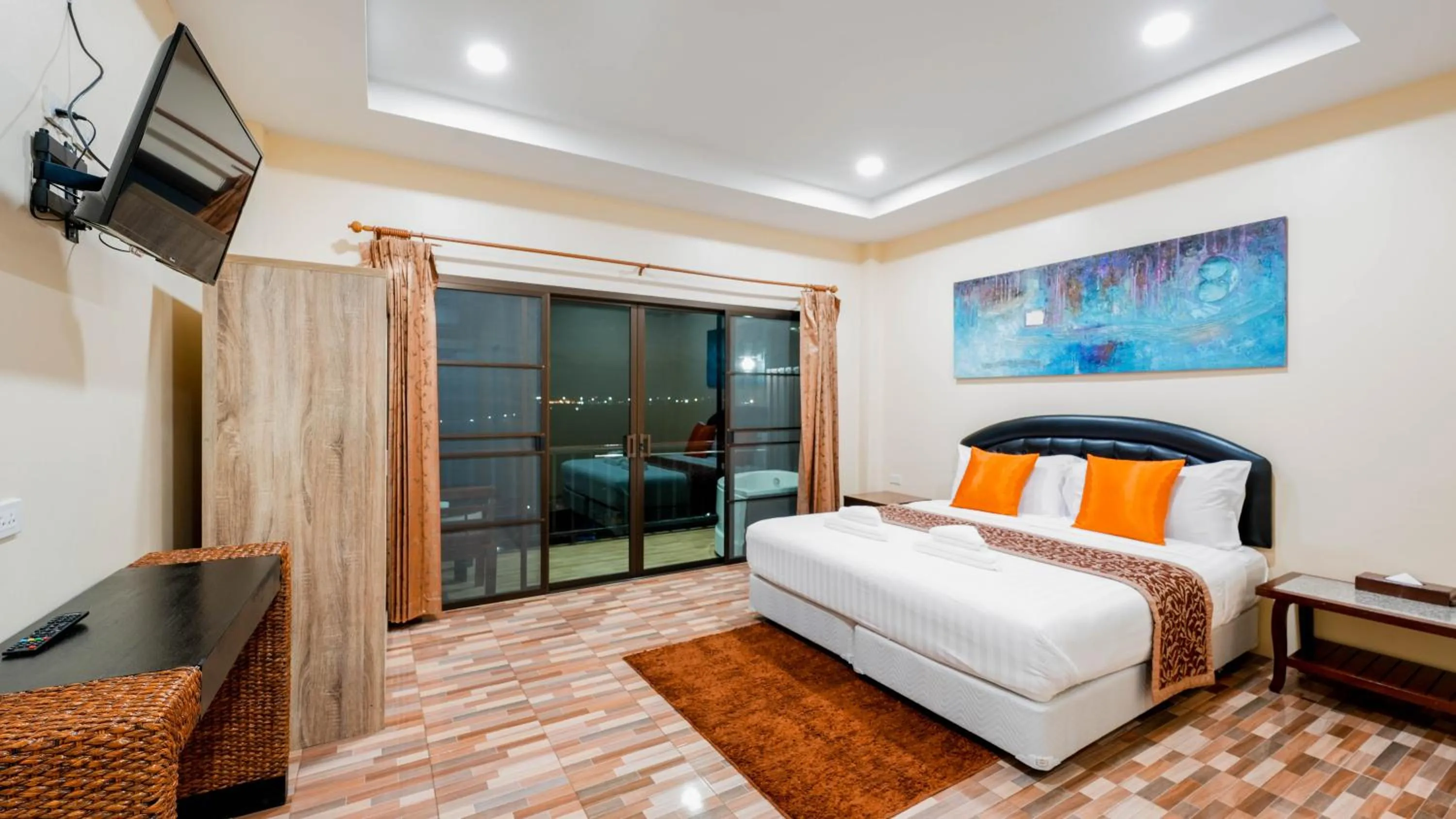 Bed in So View Phuket Resort