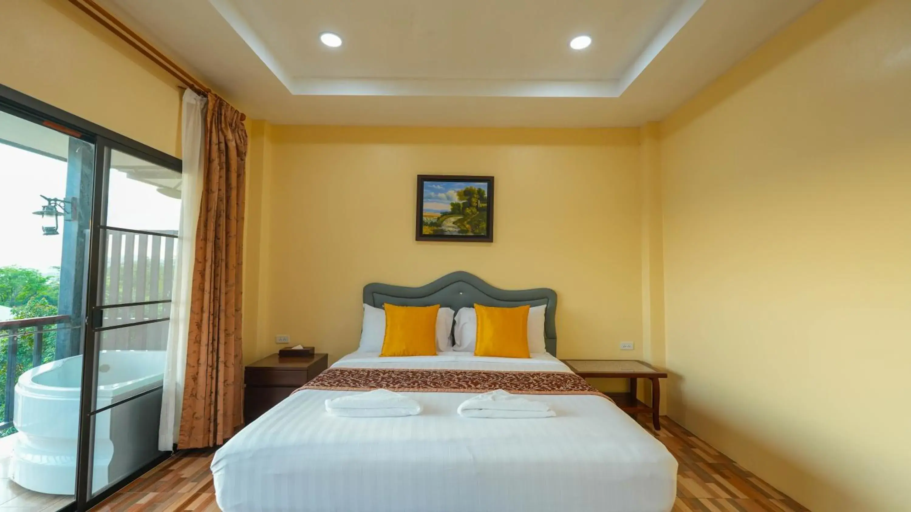 Photo of the whole room, Bed in So View Phuket Resort Photo of the whole room, Bed in So View Phuket Resort