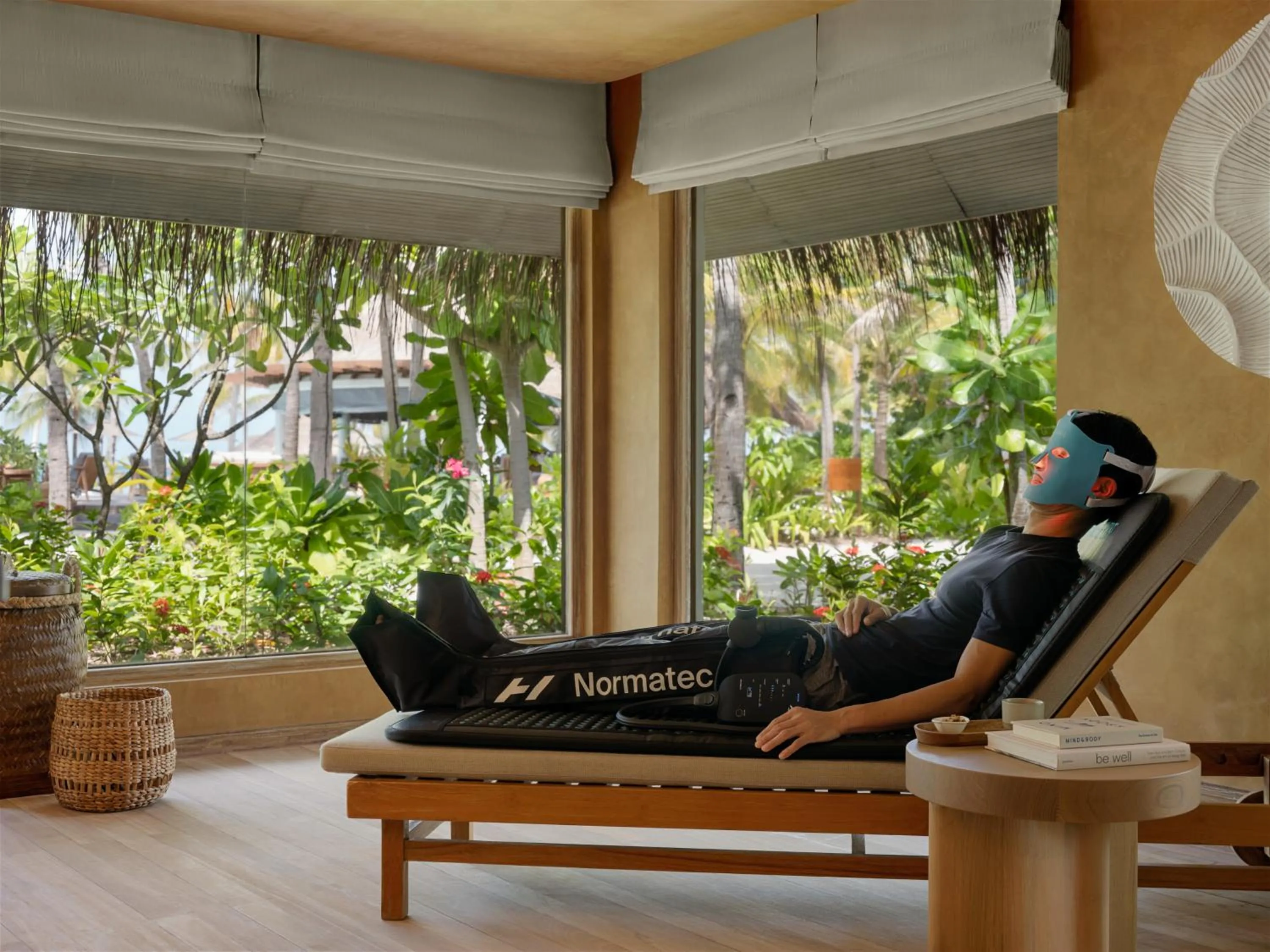 Massage in Six Senses Kanuhura