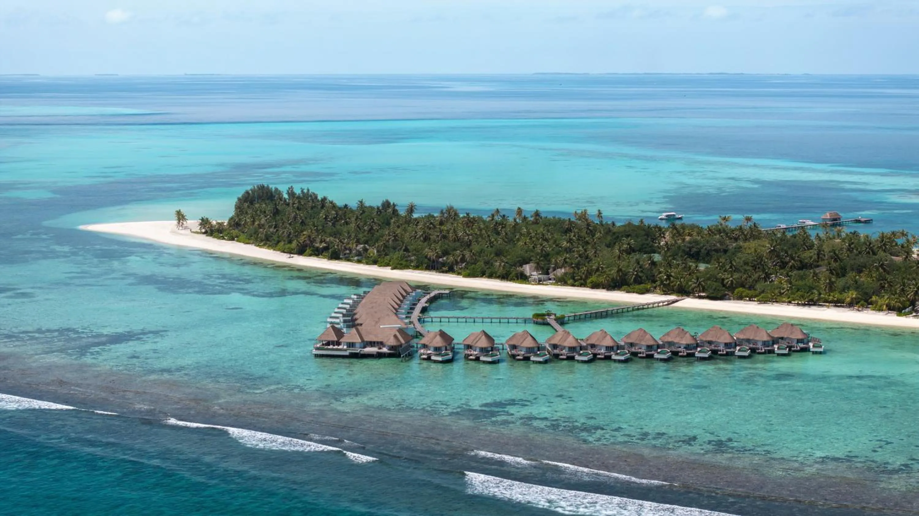 Property building in Six Senses Kanuhura