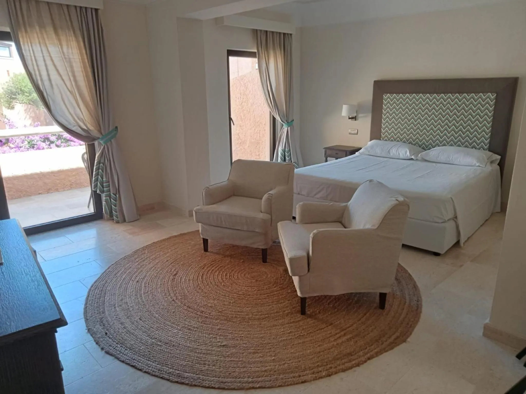 Bed in Hotel Cala Lunga