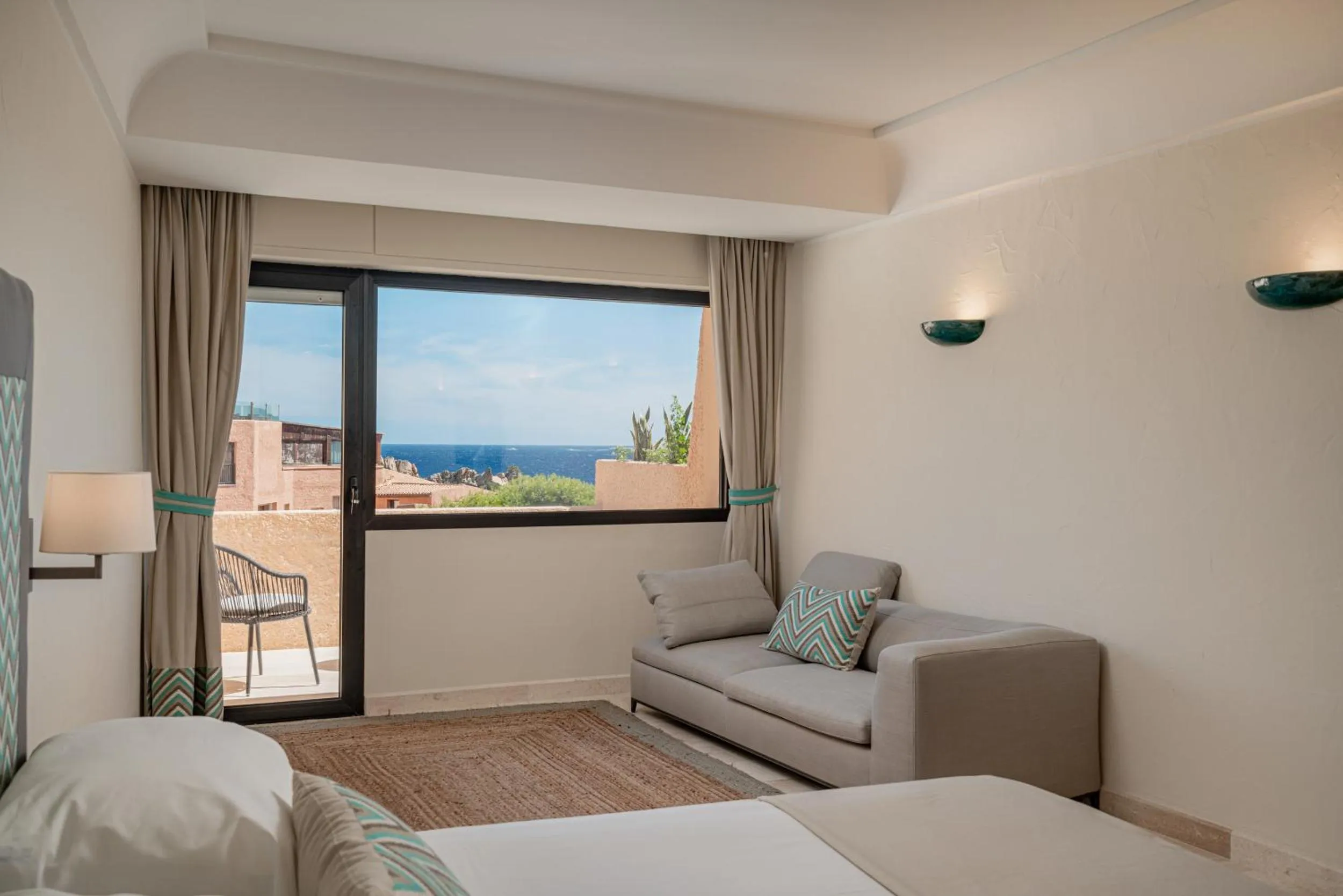 View (from property/room), Bed in Hotel Cala Lunga