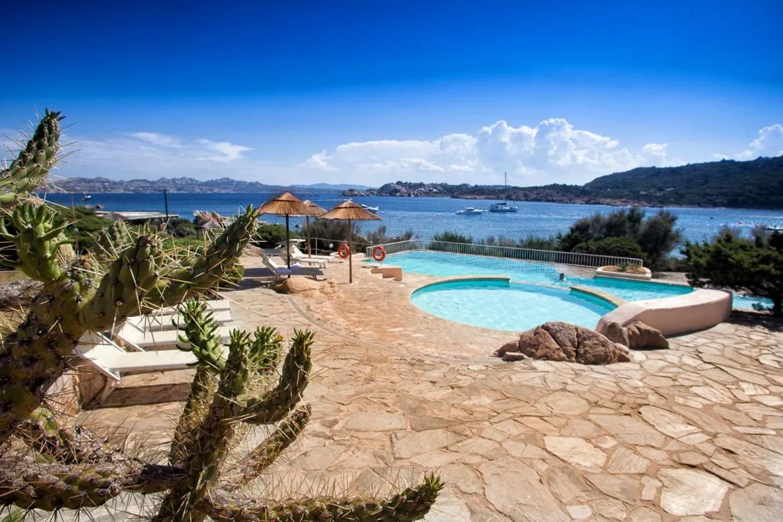 Pool view in Hotel Cala Lunga