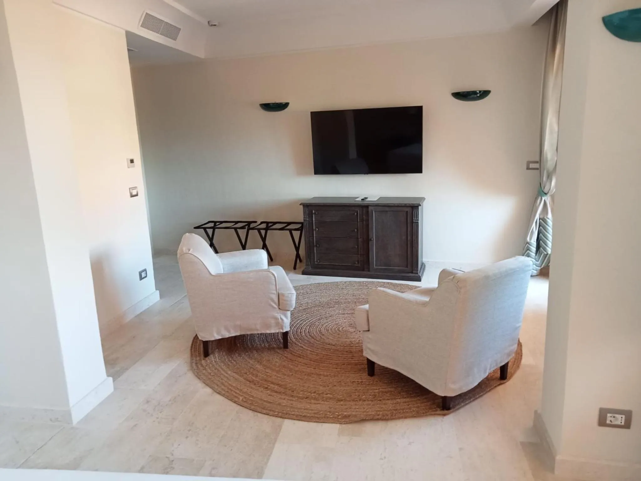 Living room in Hotel Cala Lunga