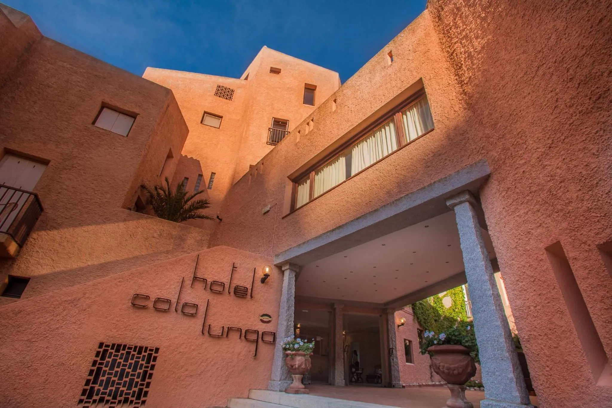 Property building in Hotel Cala Lunga