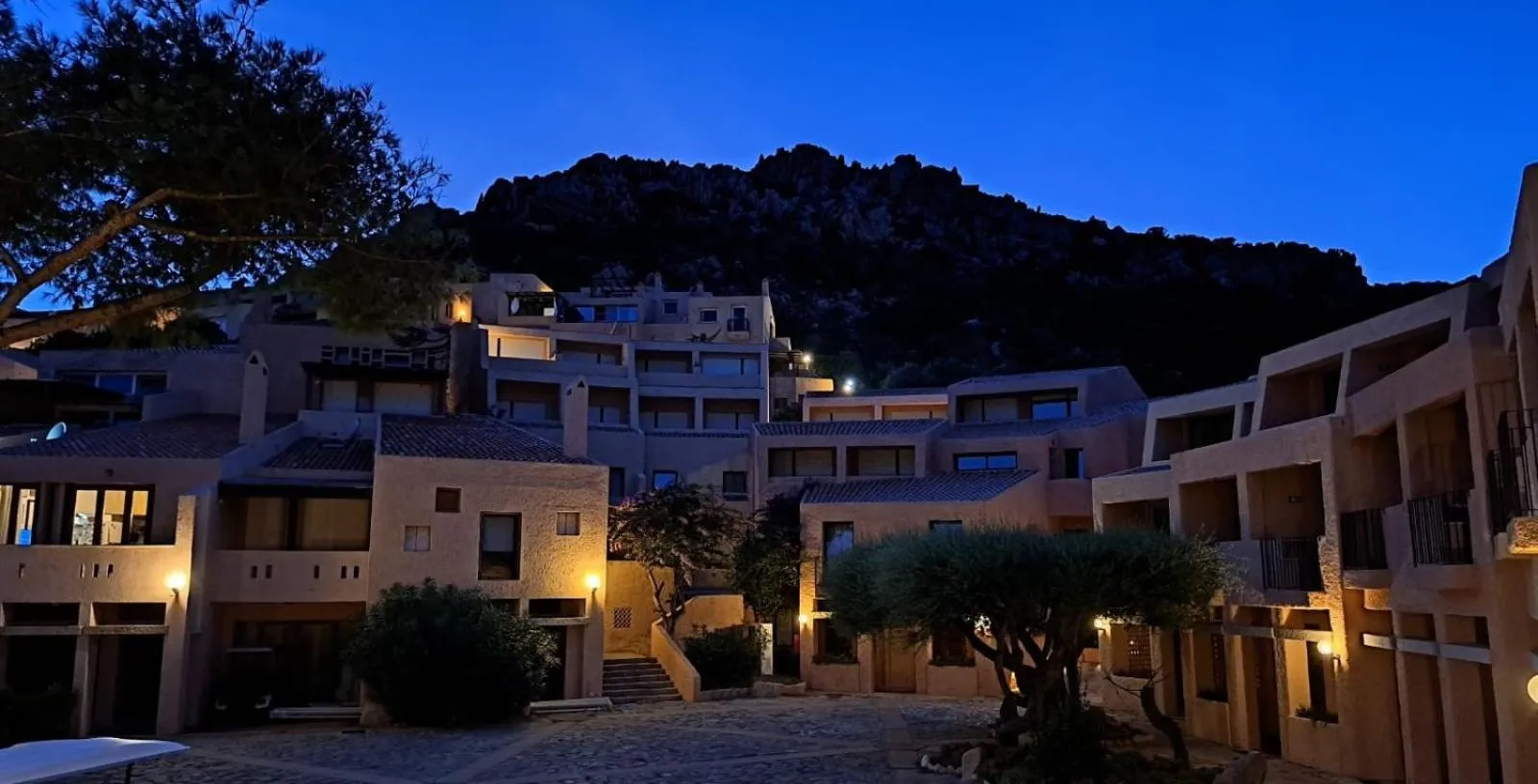 Property building in Hotel Cala Lunga