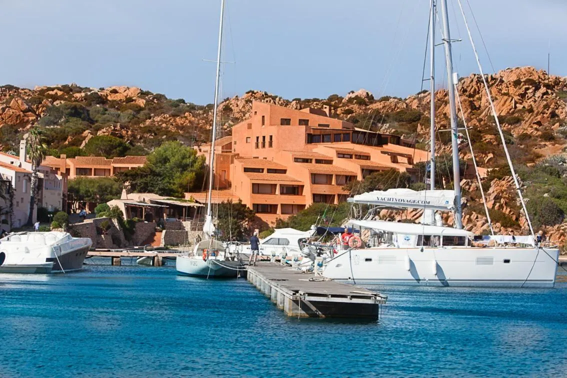 Property building in Hotel Cala Lunga