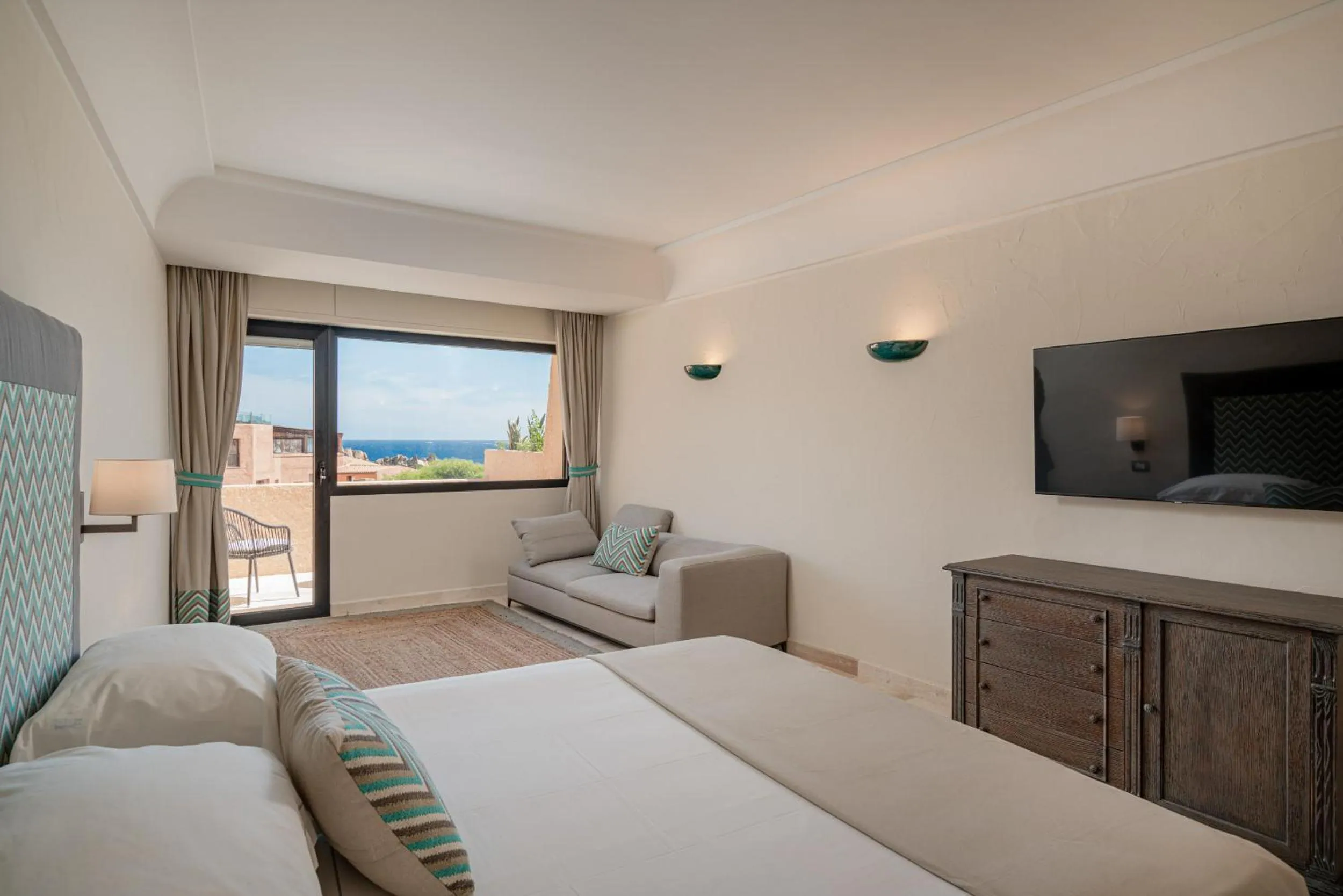 Bed in Hotel Cala Lunga