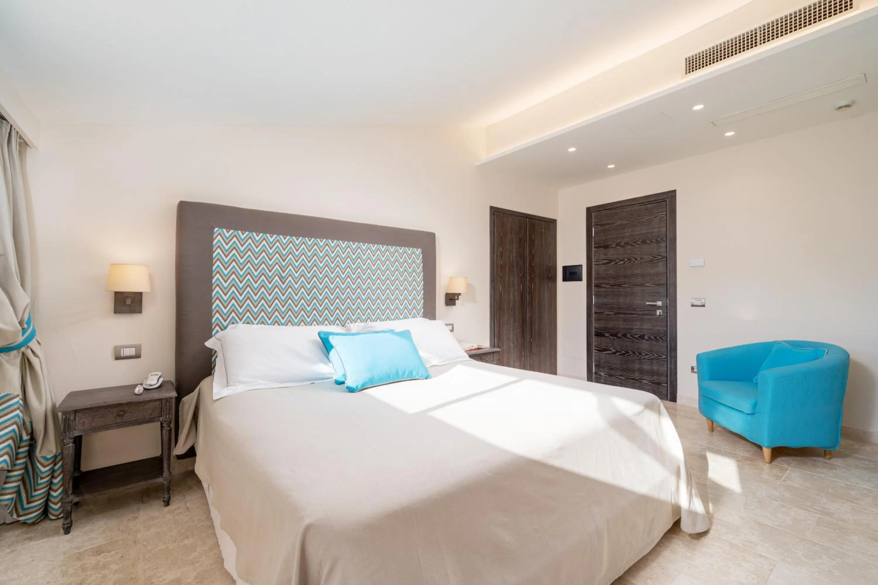 Bed in Hotel Cala Lunga