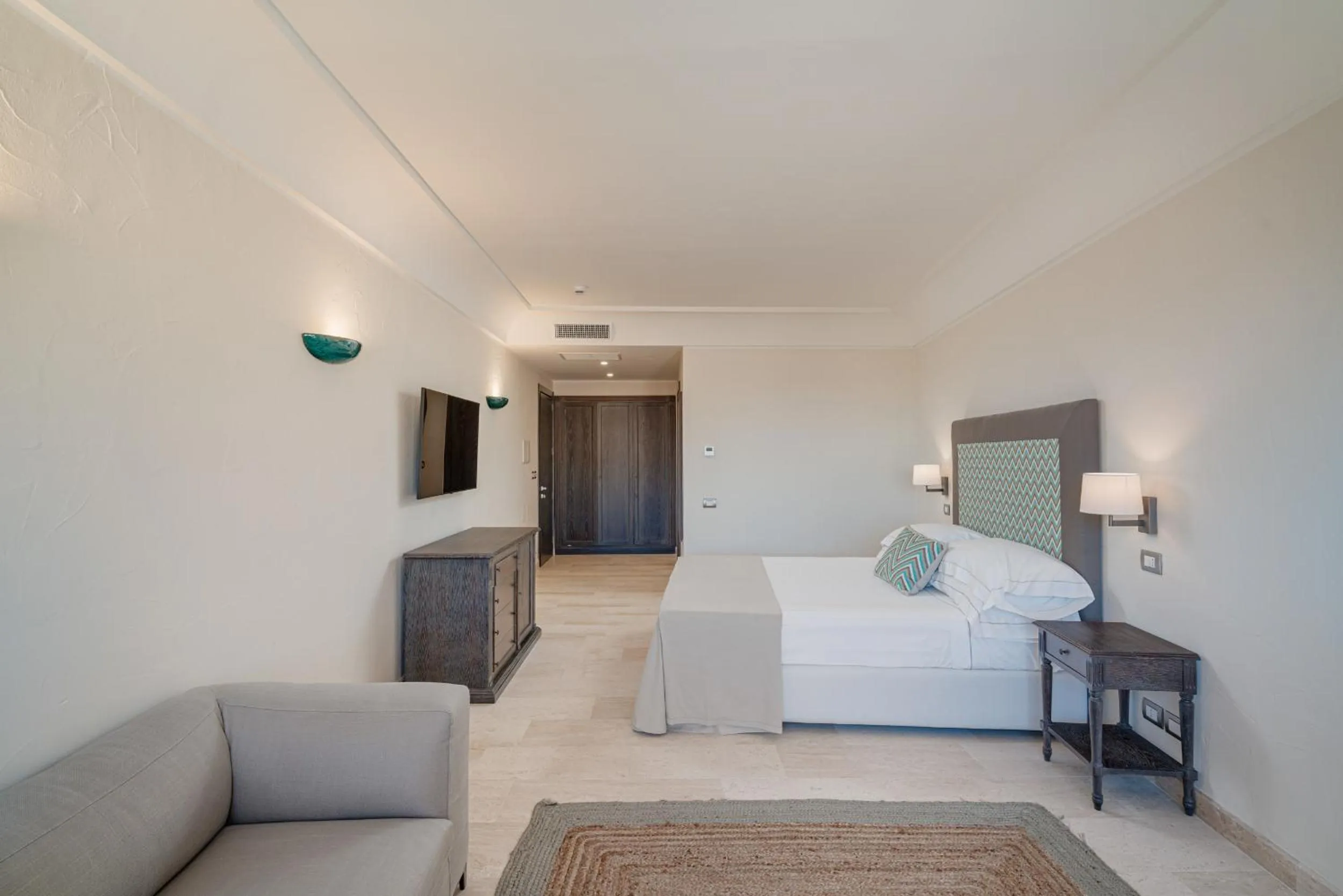 Bed in Hotel Cala Lunga