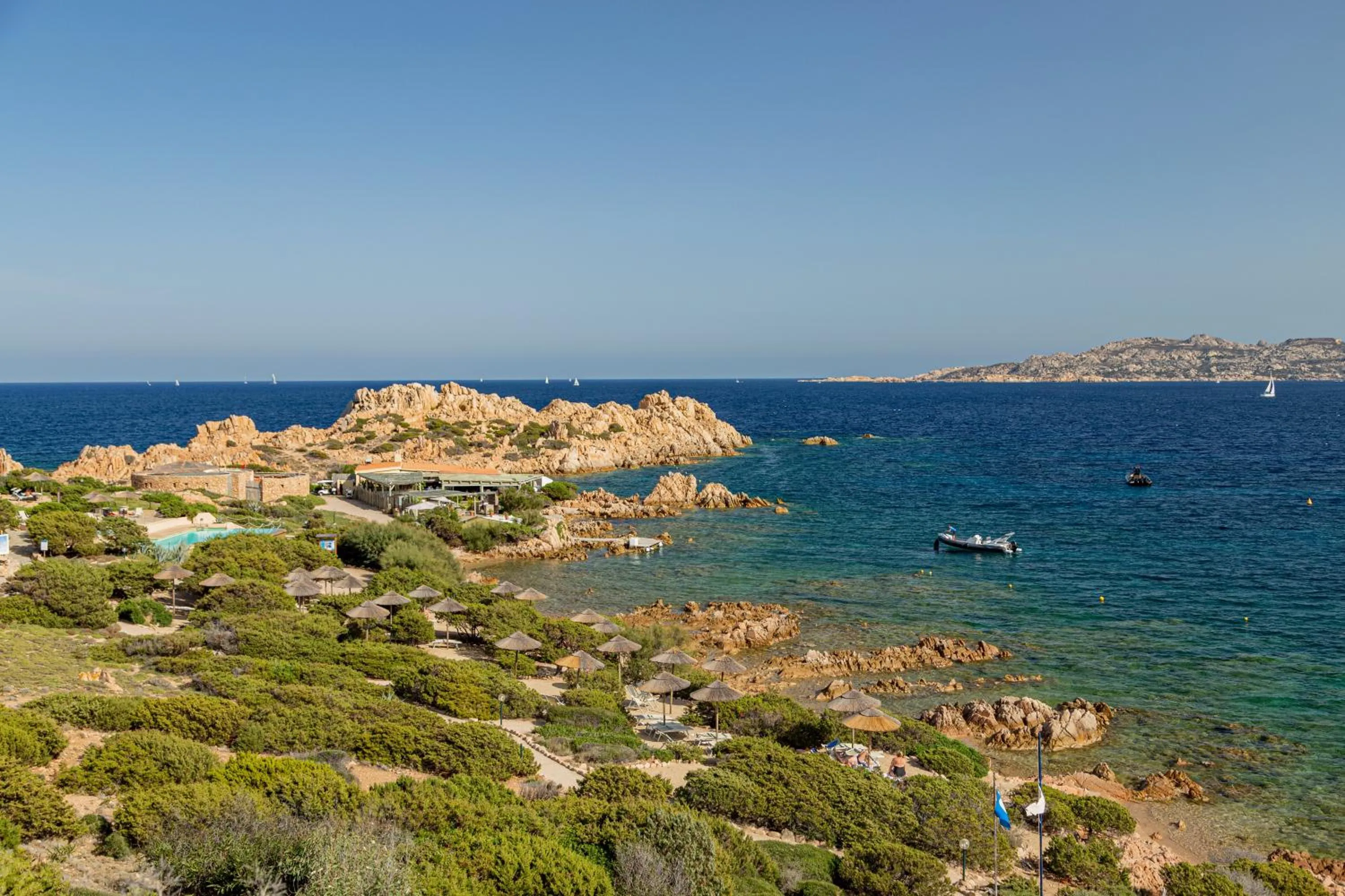 Natural landscape in Hotel Cala Lunga