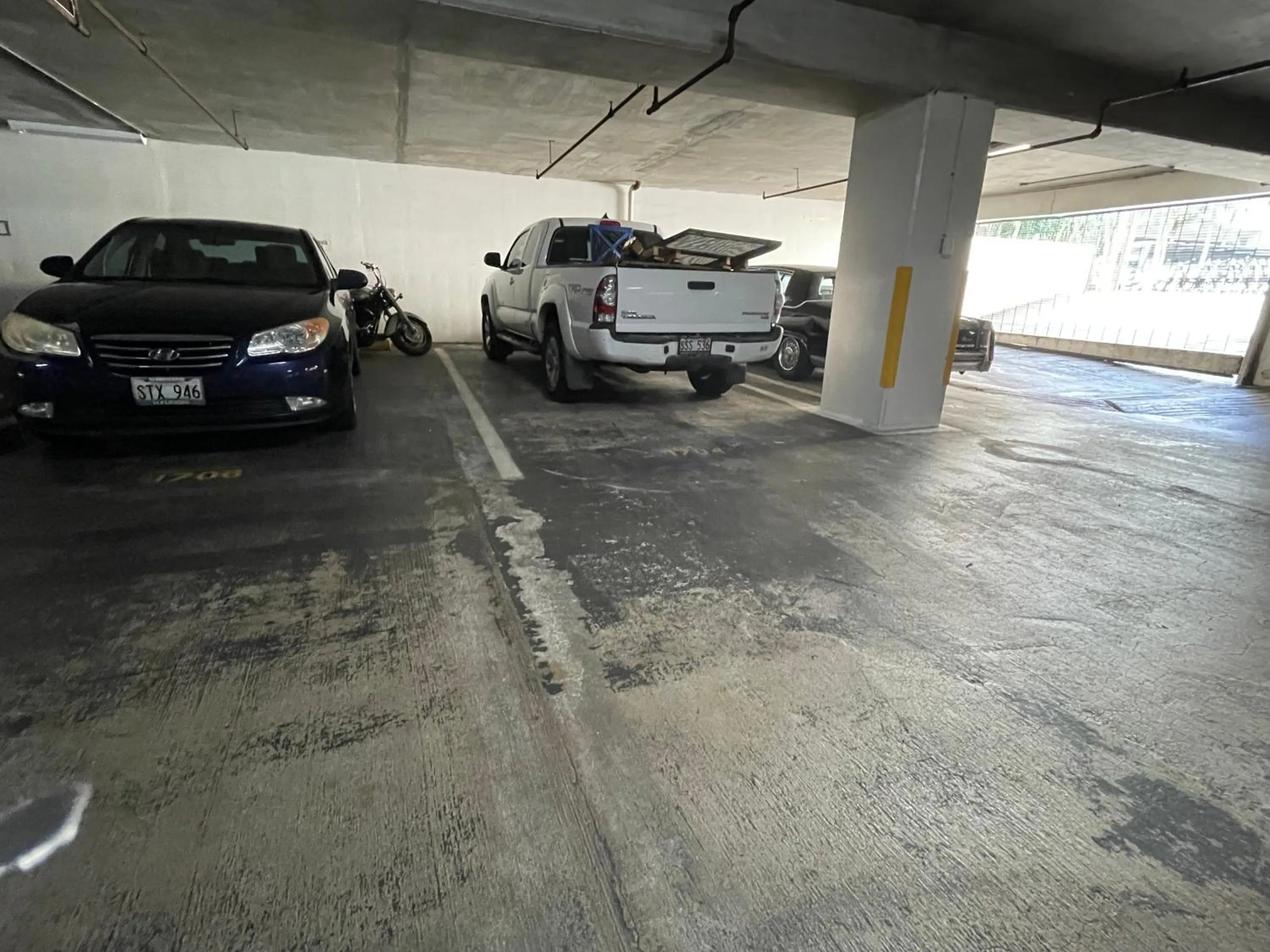 Amazing waikiki Beach condo 2Bed2Bath+free Parking