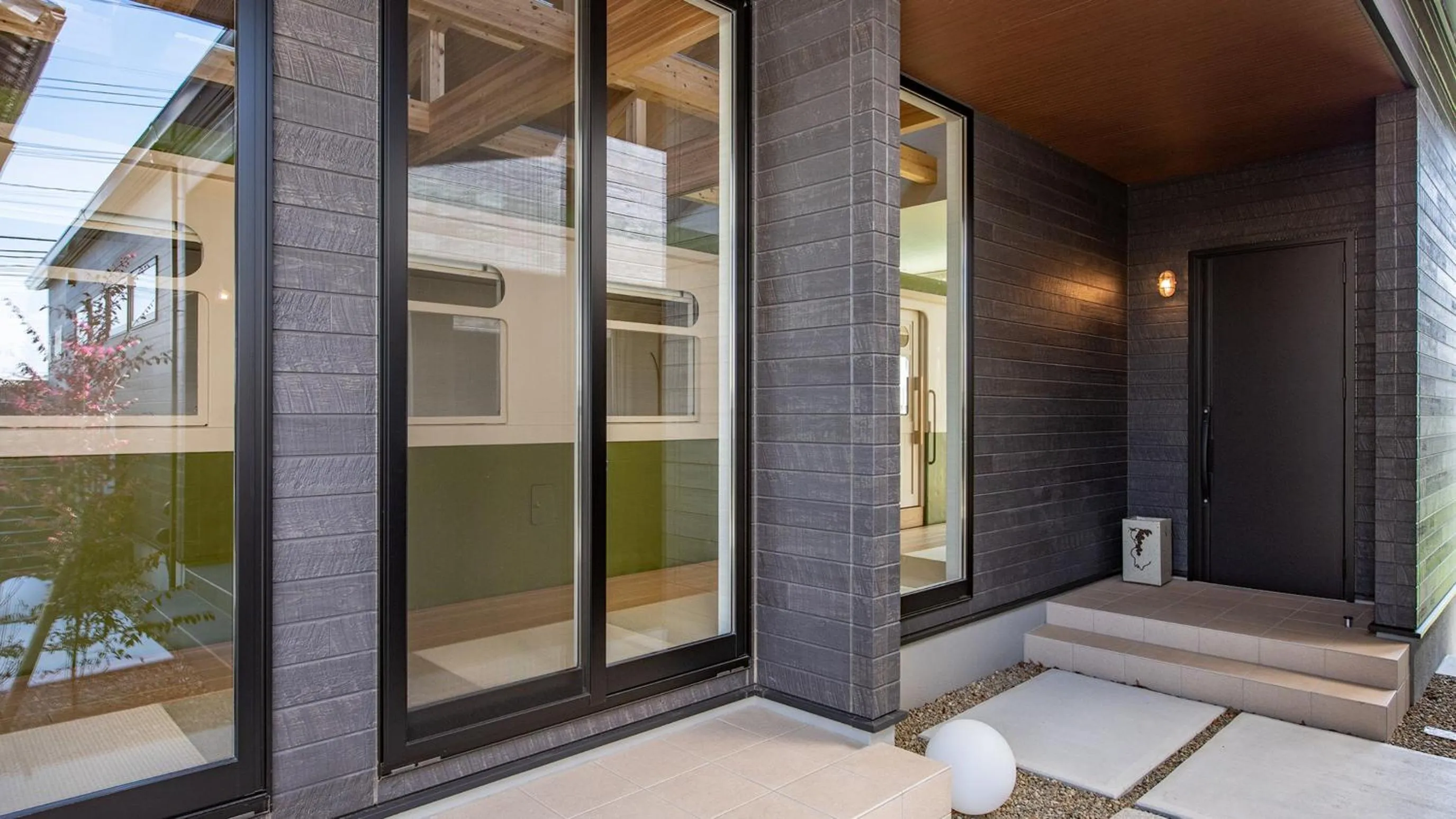 Property building in Shokudo and Hotel Kisyapoppo