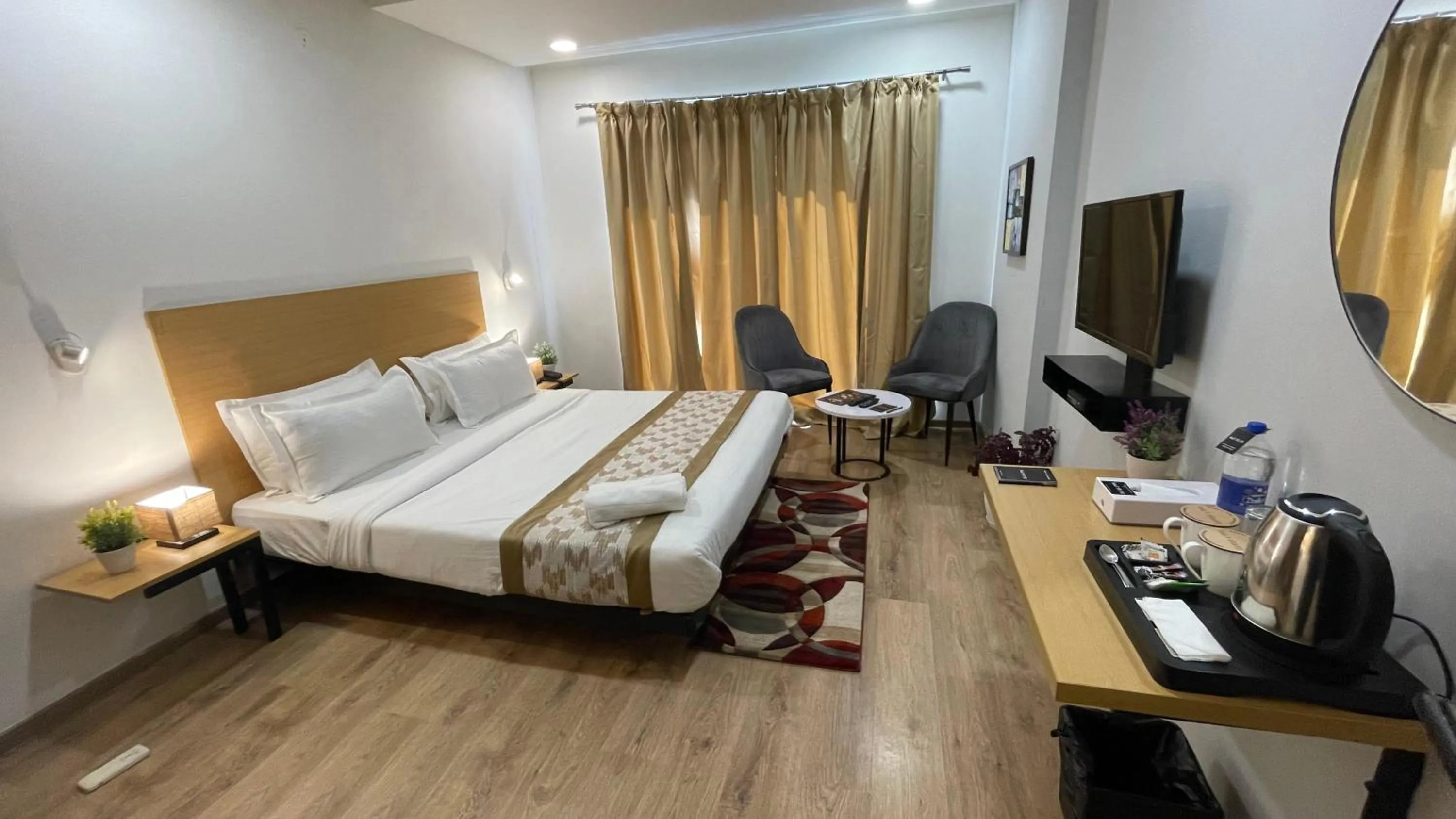 Bed in Saltstayz Express -Medicity Near Medanta Hospital
