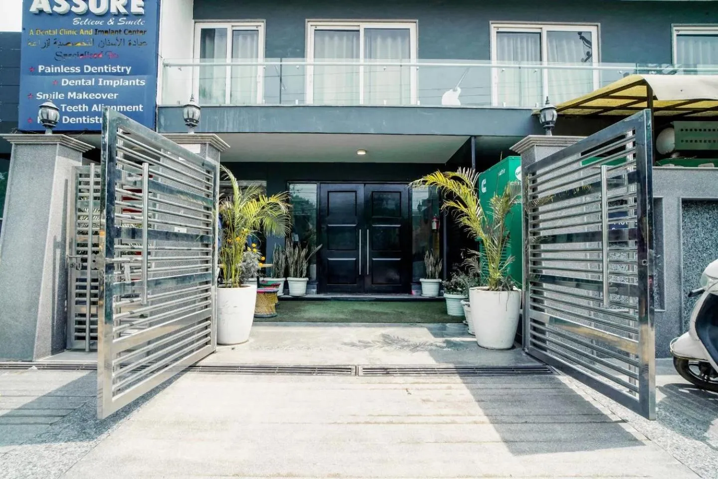 Facade/entrance in Saltstayz Express -Medicity Near Medanta Hospital