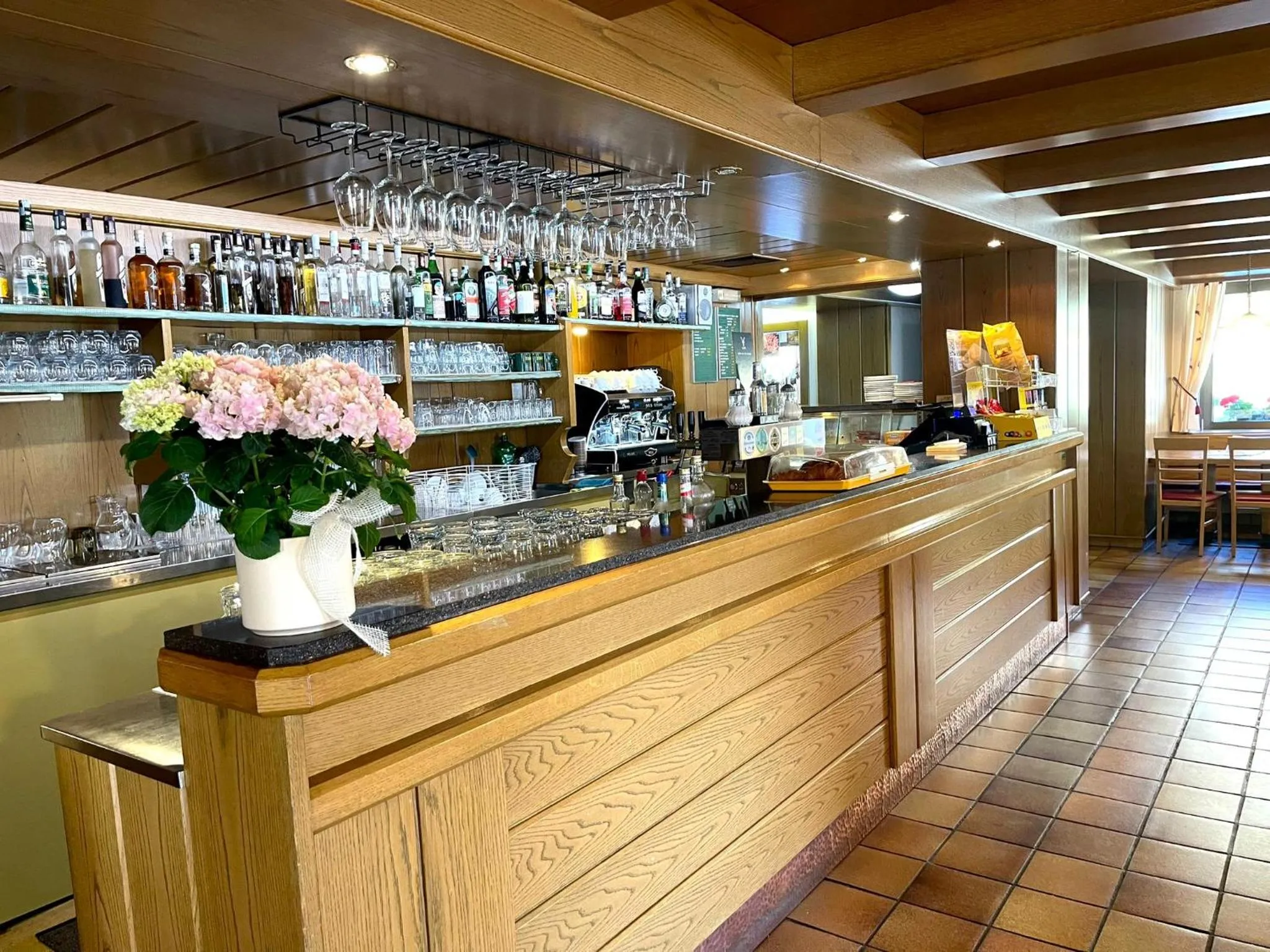 Lounge or bar in Alpin Hotel & Restaurant Frara