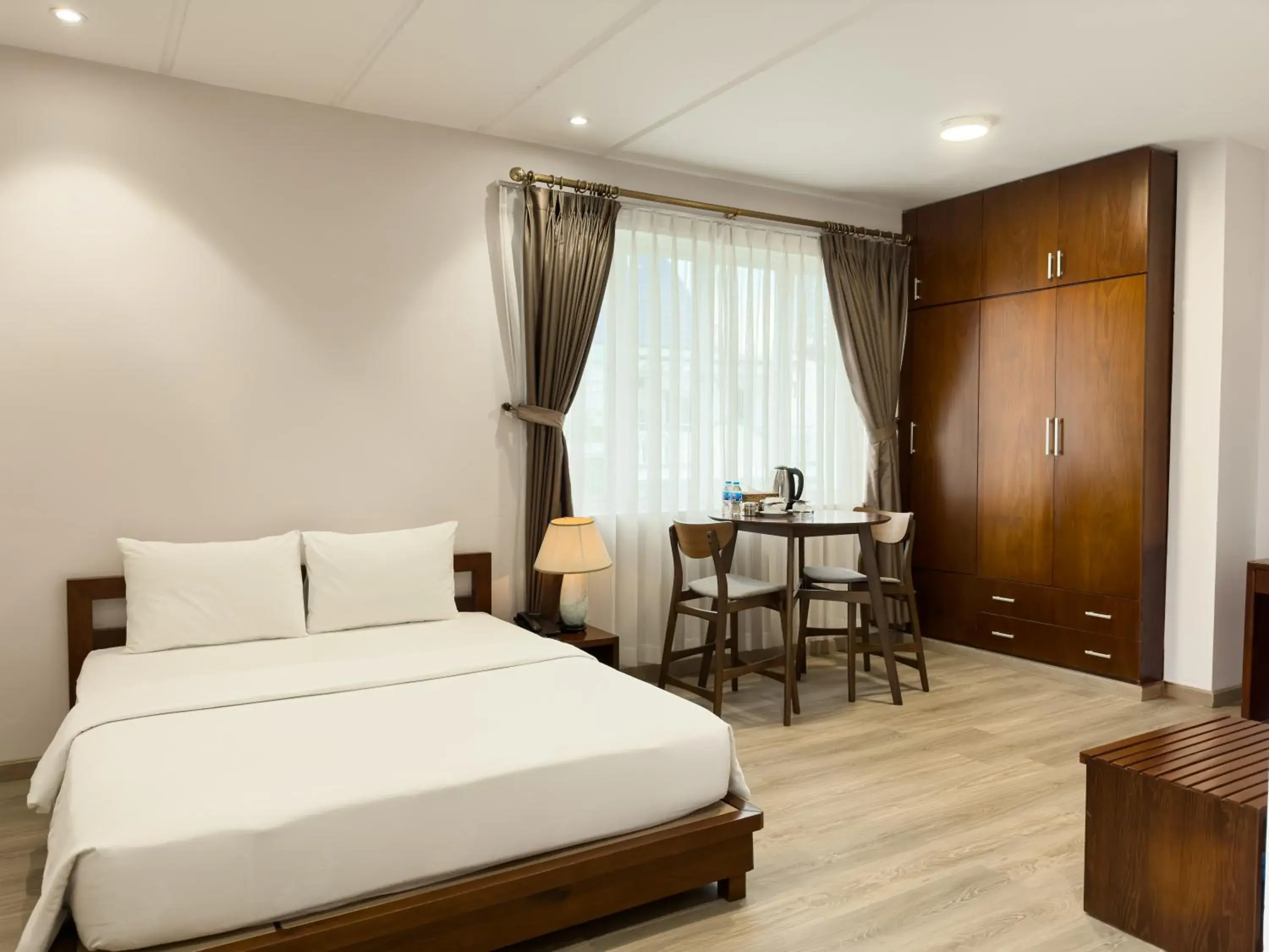 Suite in Hoang Yen Hotel Near SECC - Phu My Hung Suite in Hoang Yen Hotel Near SECC - Phu My Hung