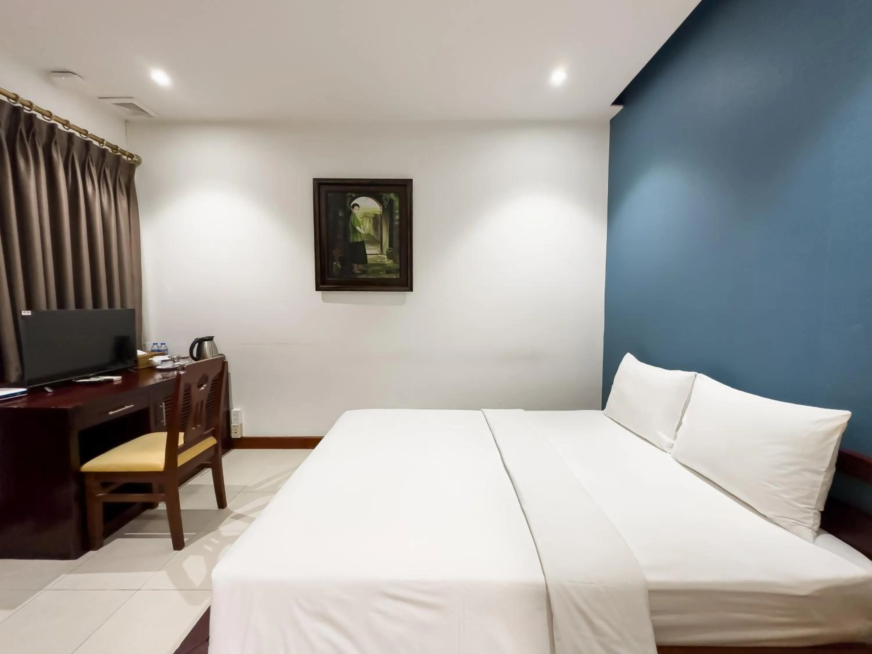 Bedroom, Bed in Hoang Yen Hotel Near SECC - Phu My Hung