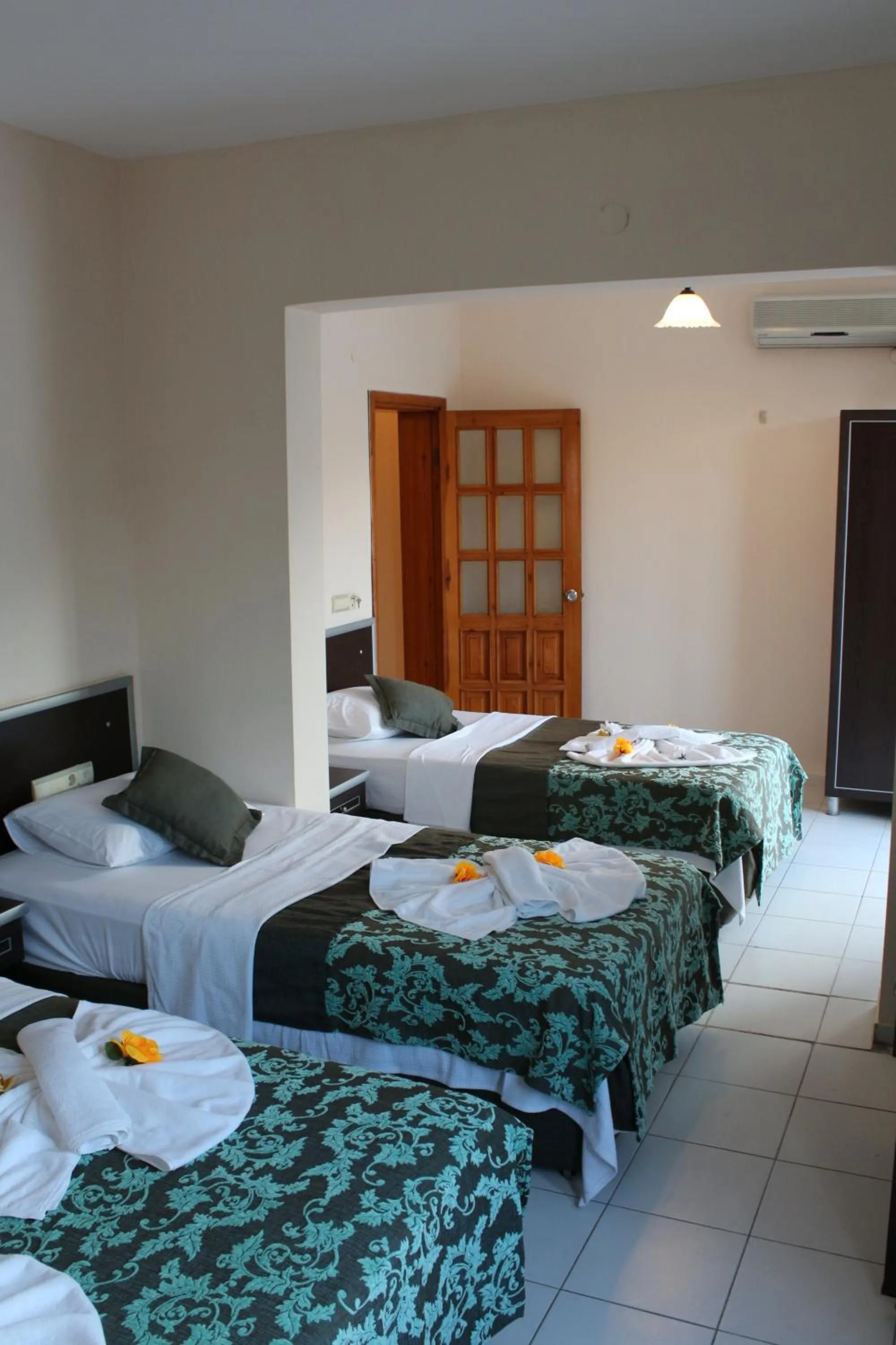 Bed in Hotel Gold Stone