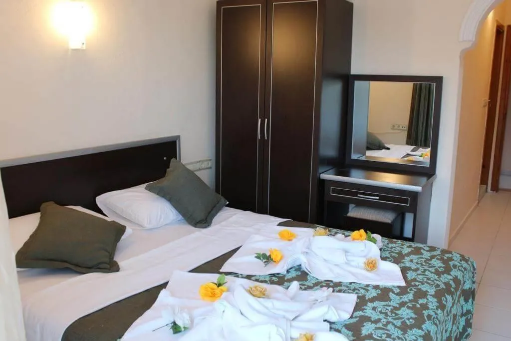 Photo of the whole room, Bed in Hotel Gold Stone