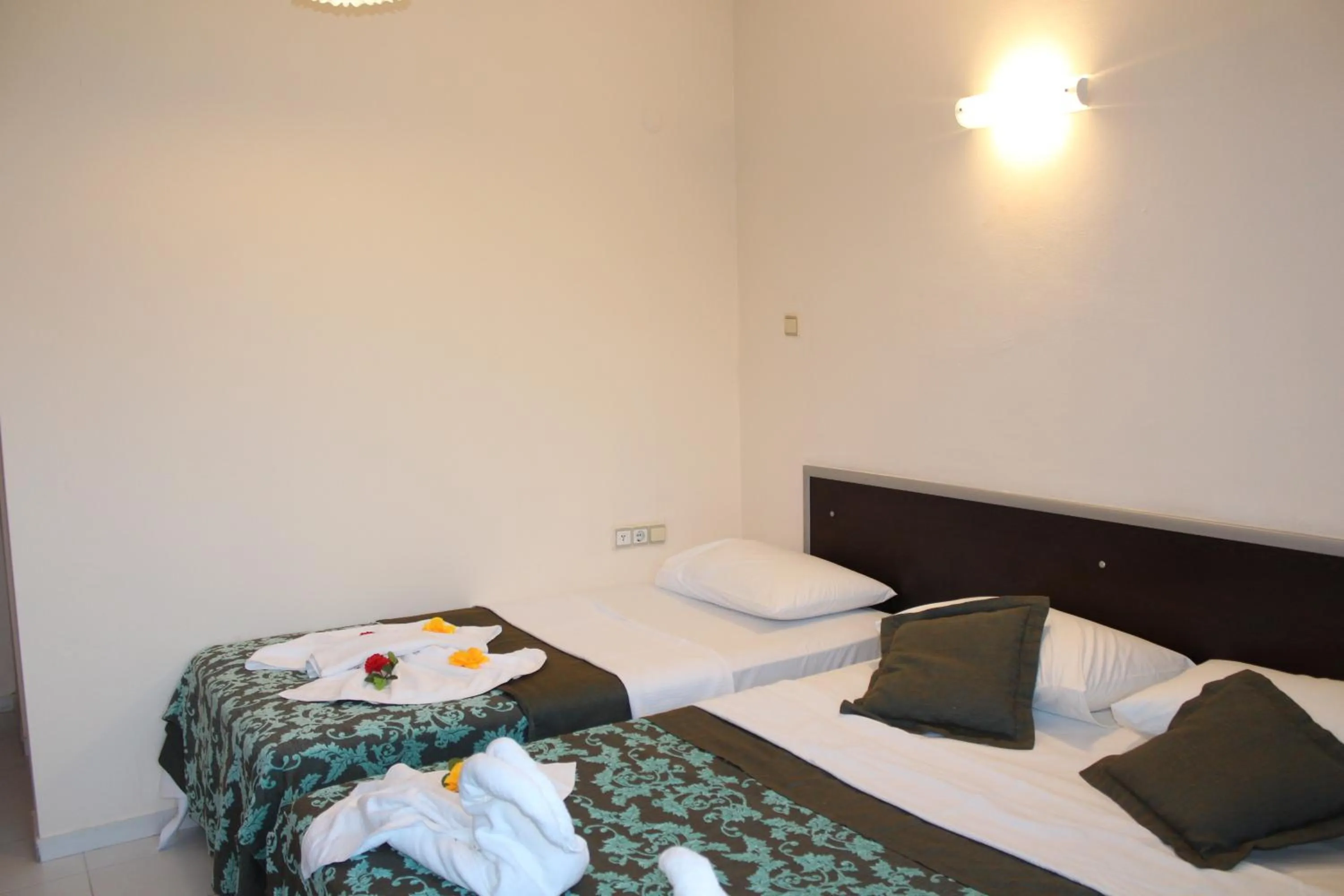 Bedroom, Bed in Hotel Gold Stone