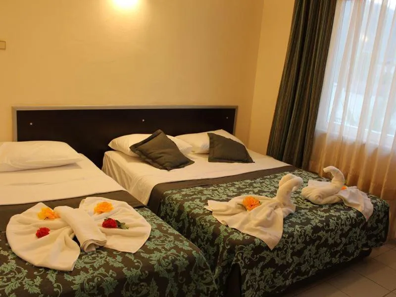 Photo of the whole room, Bed in Hotel Gold Stone