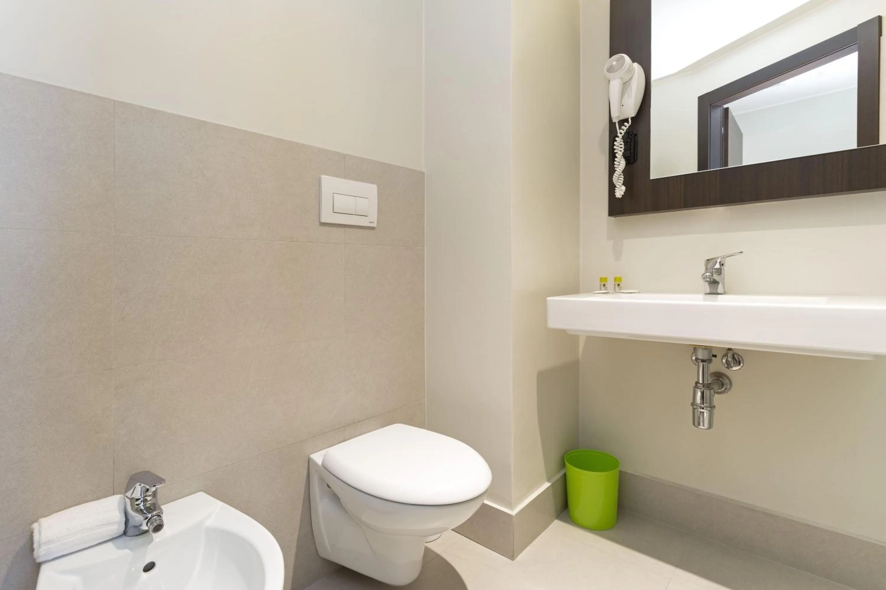 Photo of the whole room in B&B Hotel Milano Sesto Marelli