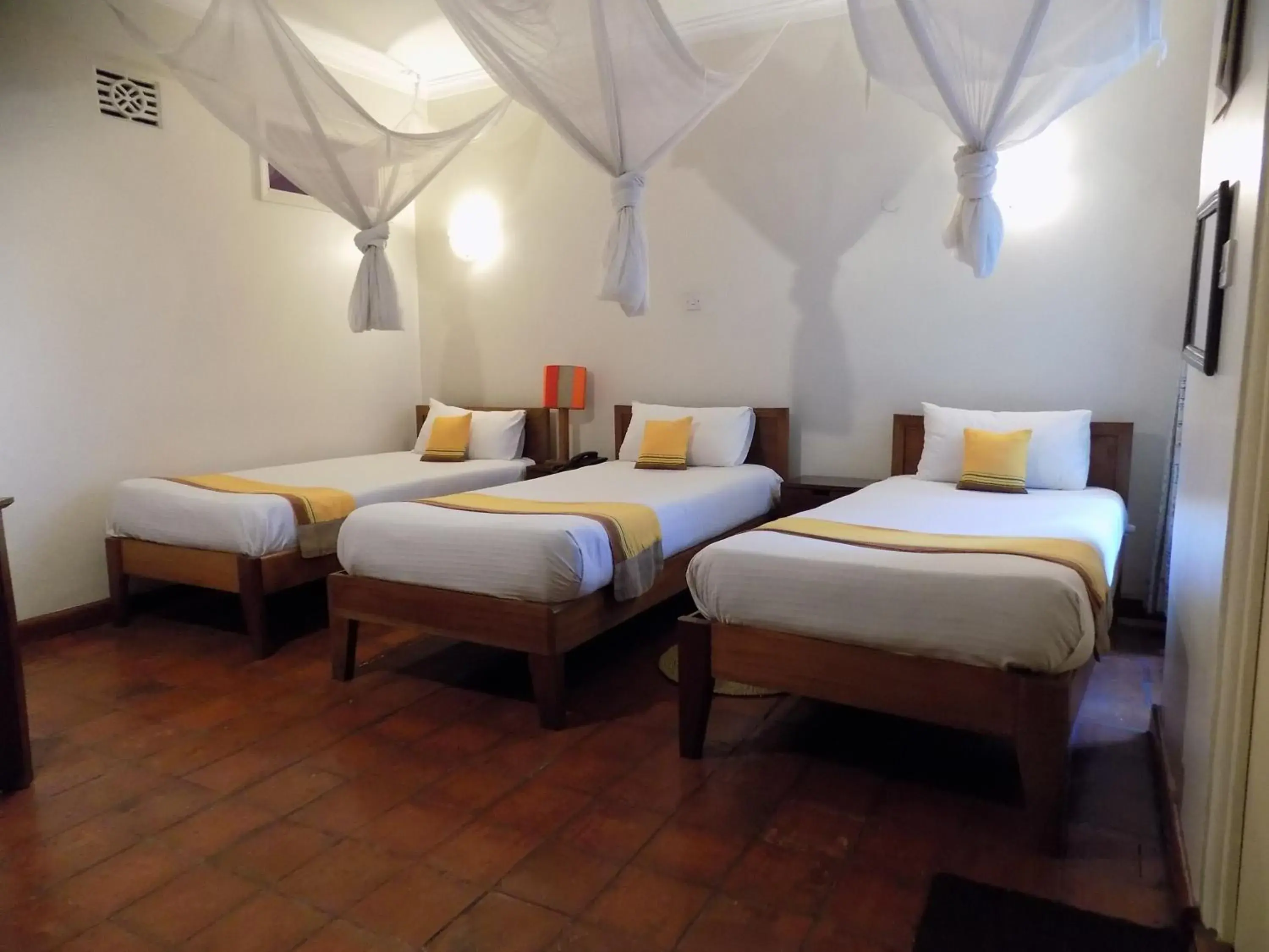 Photo of the whole room, Bed in Kenya Comfort Hotel Photo of the whole room, Bed in Kenya Comfort Hotel