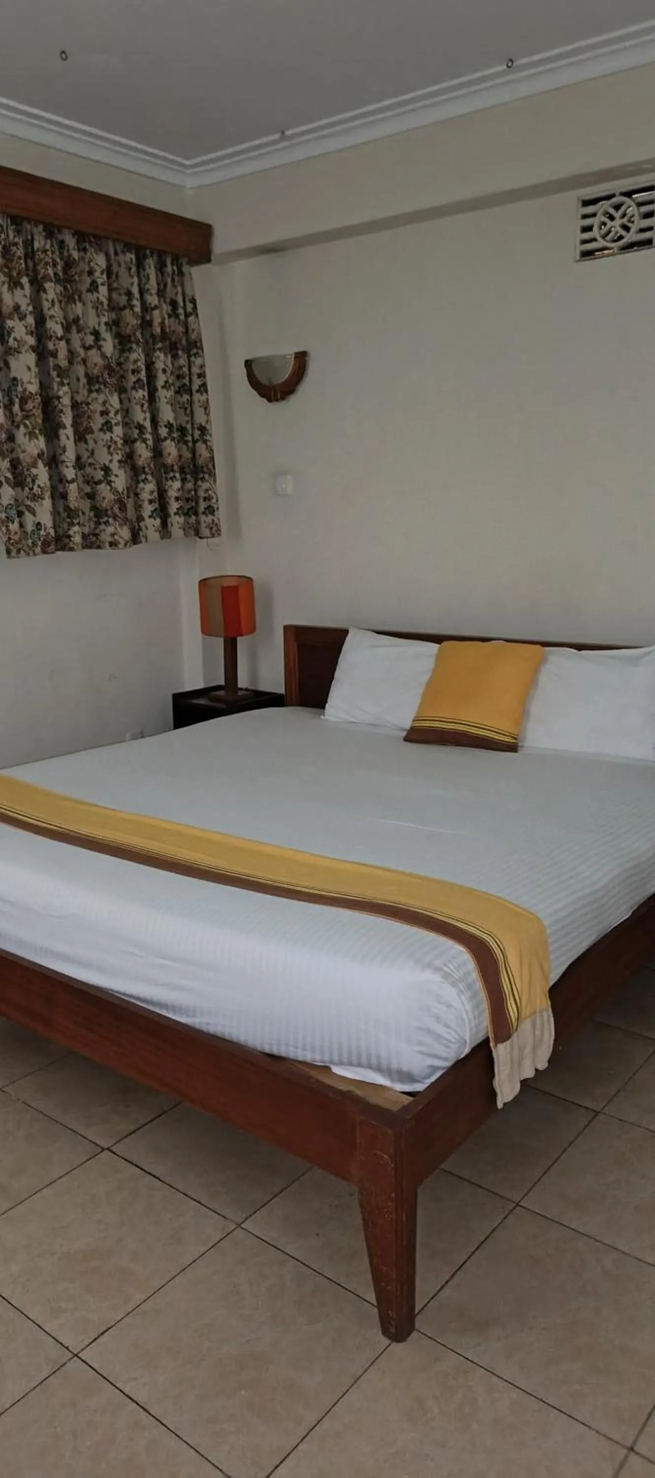 Bed in Kenya Comfort Hotel
