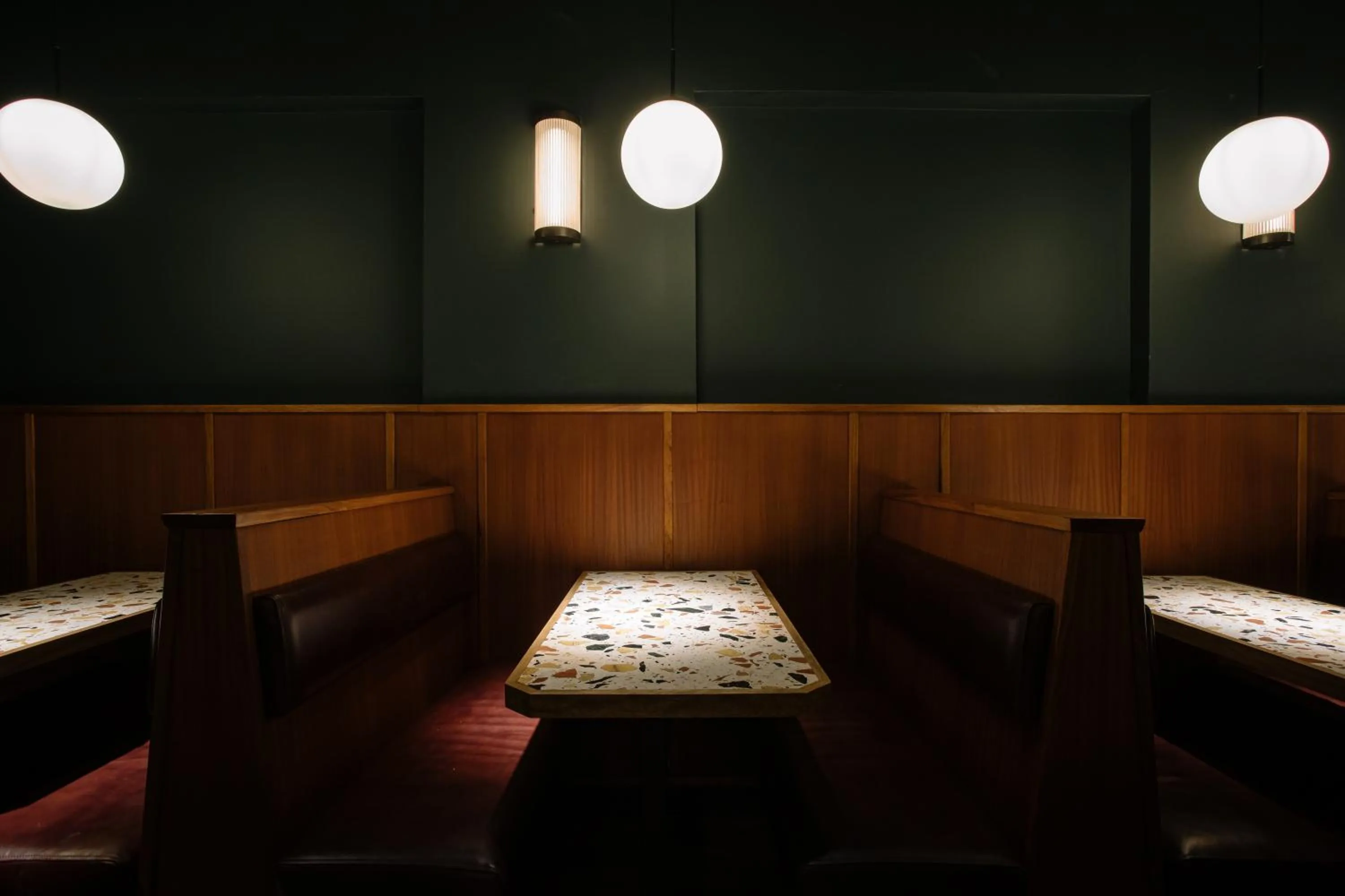 Property building, Bed in The 1852 Hotel - Self Check-in