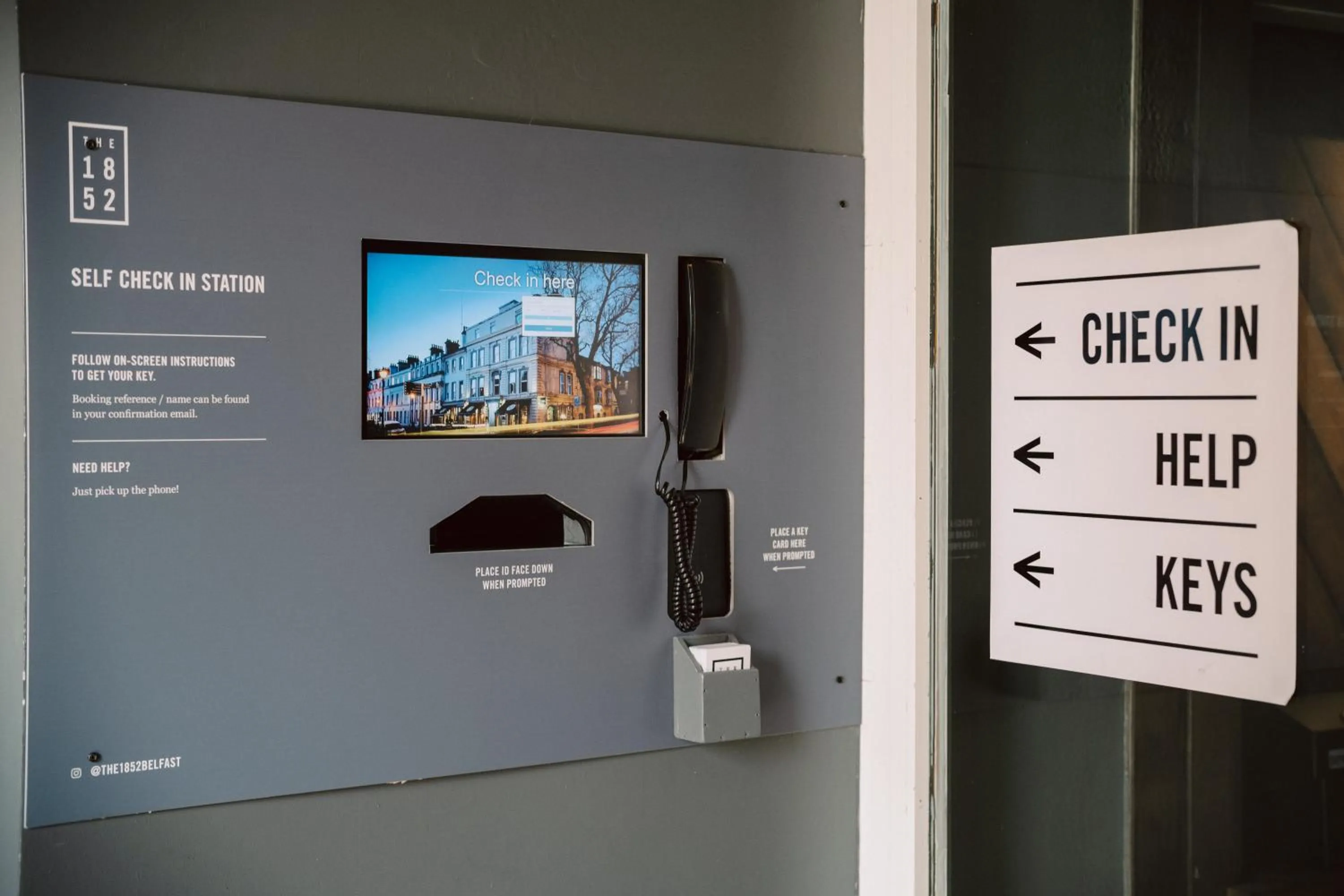 Lobby or reception in The 1852 Hotel - Self Check-in