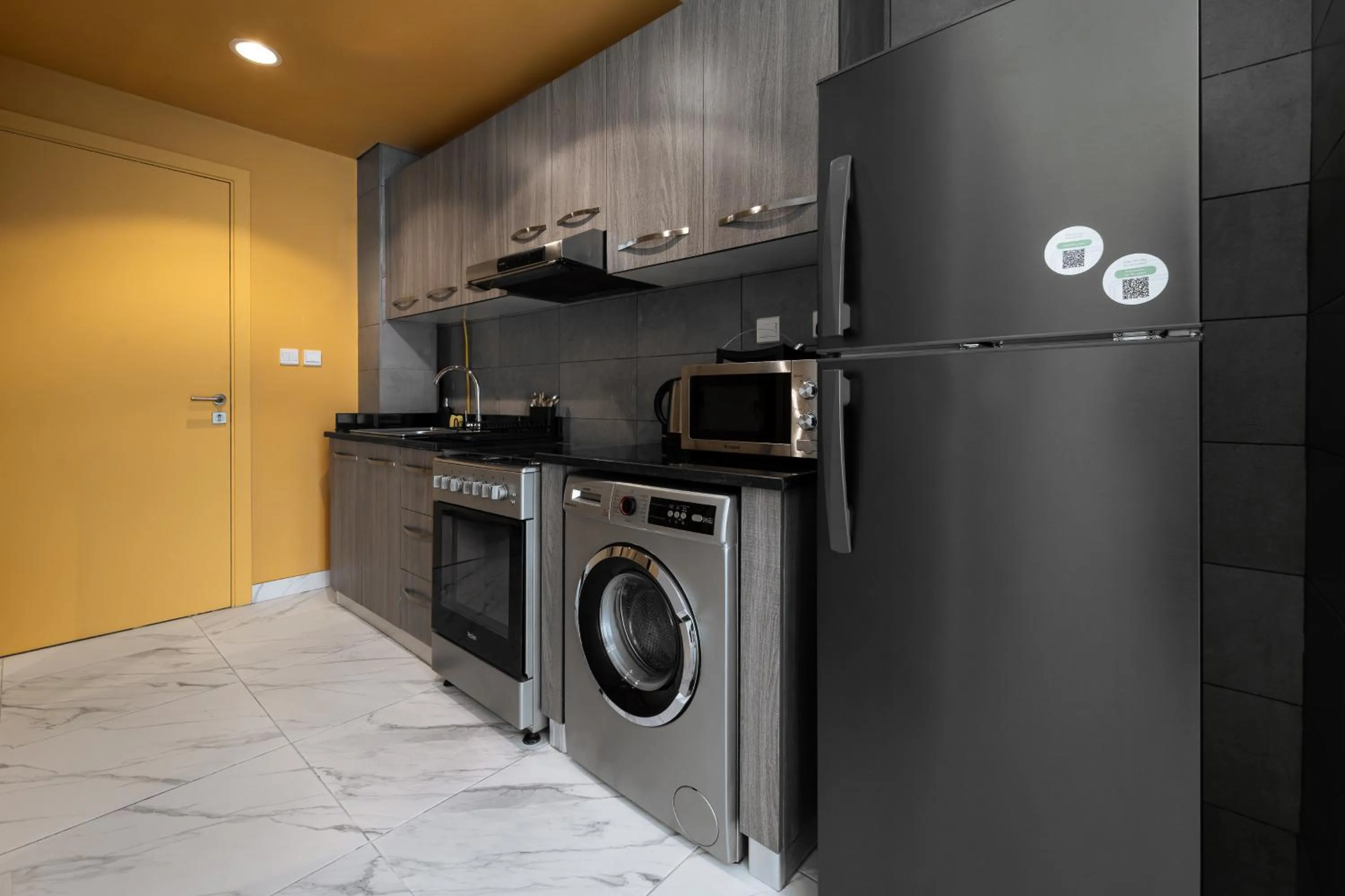 Kitchen or kitchenette in Izzzi Life Mint