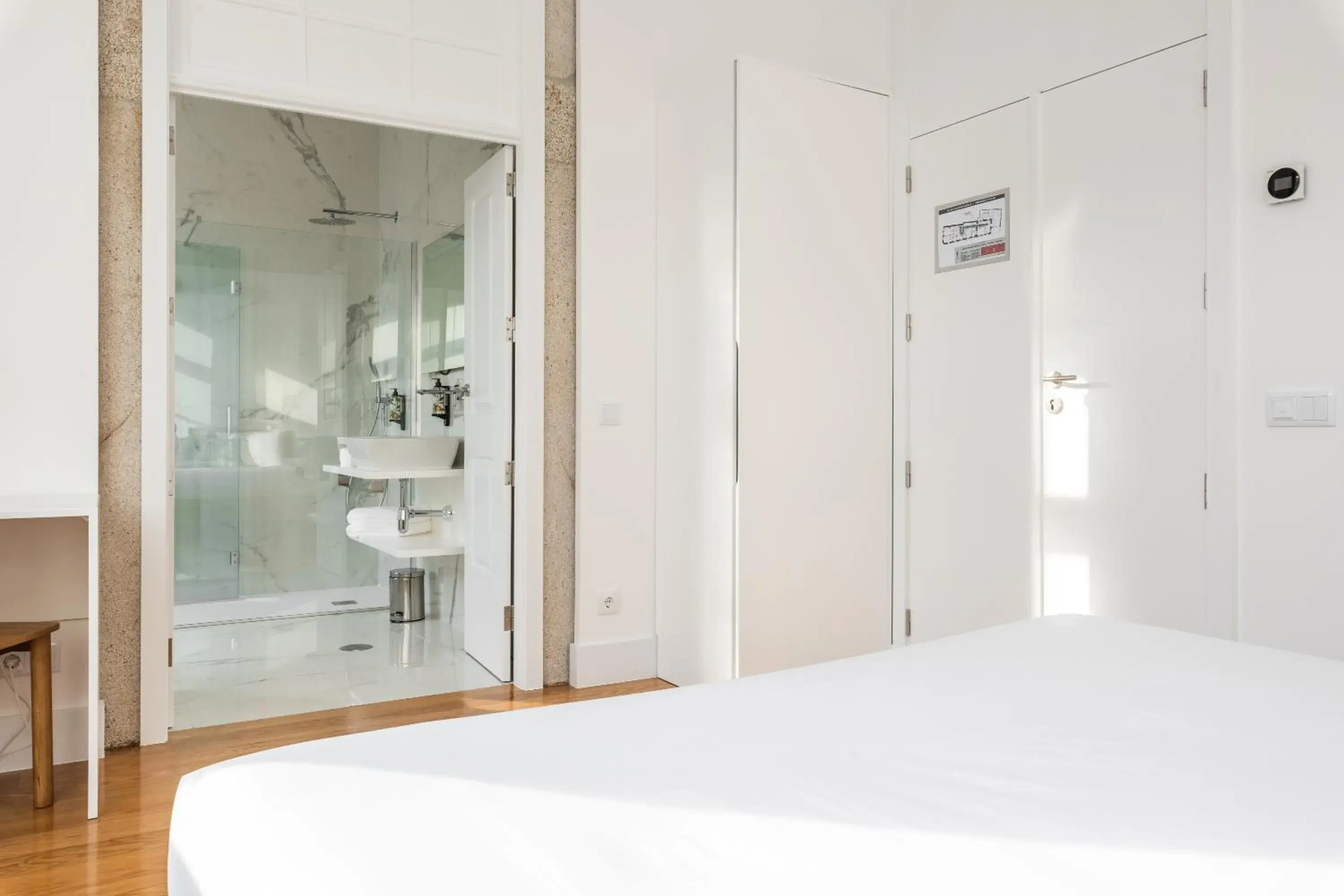Double Room in Avenida Viana Boutique Suites Double Room in Avenida Viana Boutique Suites
