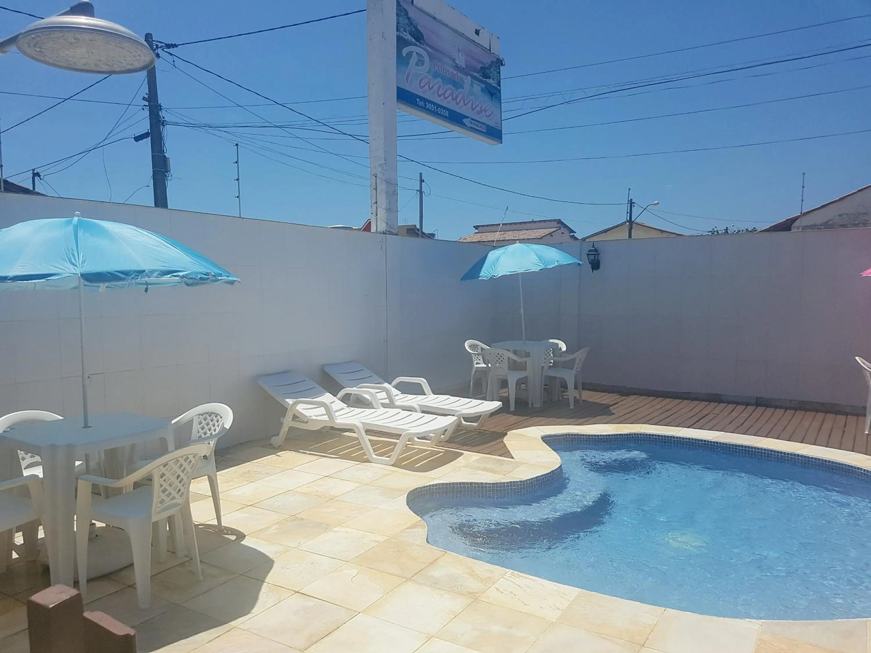 Pool view in Pousada Paradise