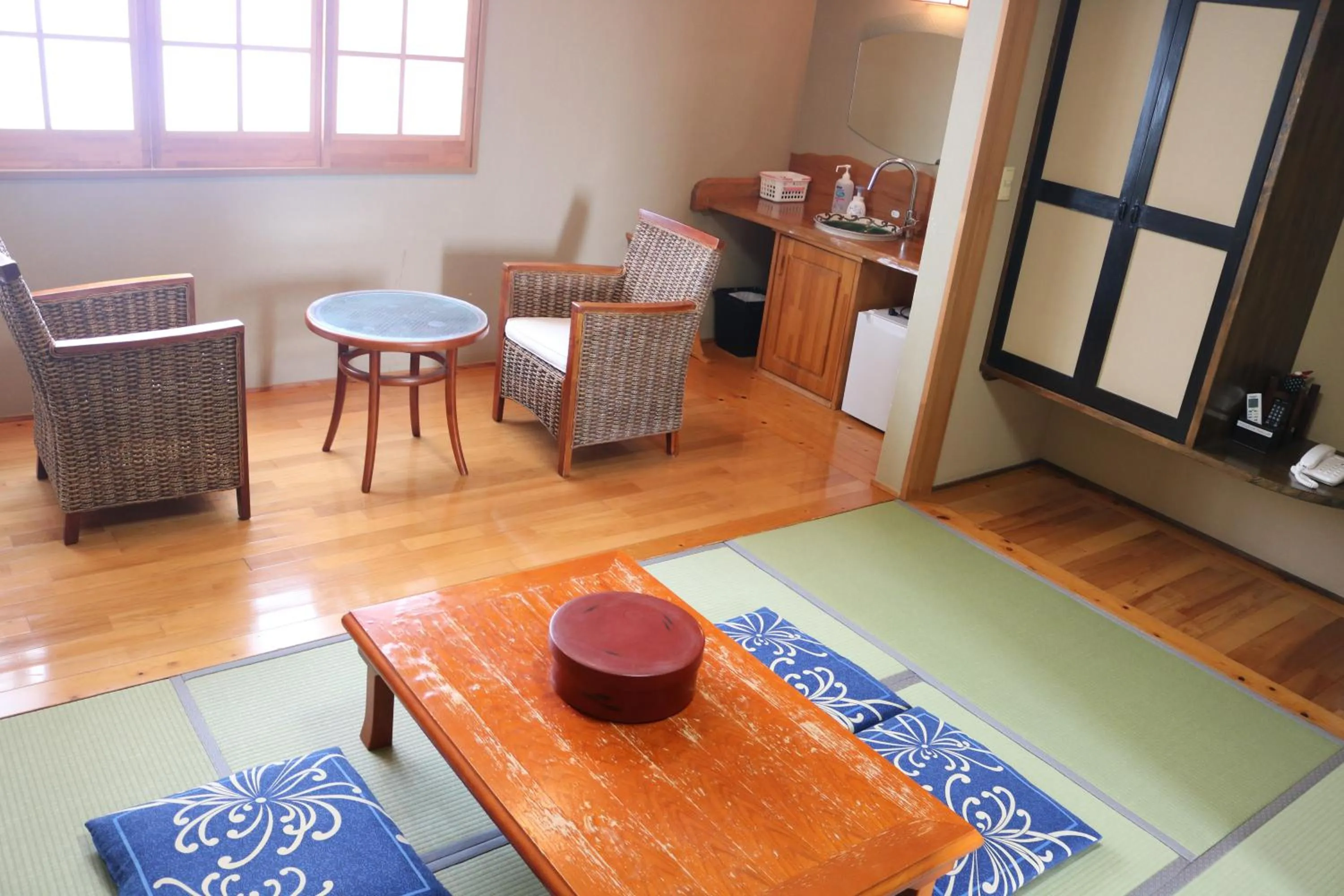 Living room in Shikisai no Sato Manyu