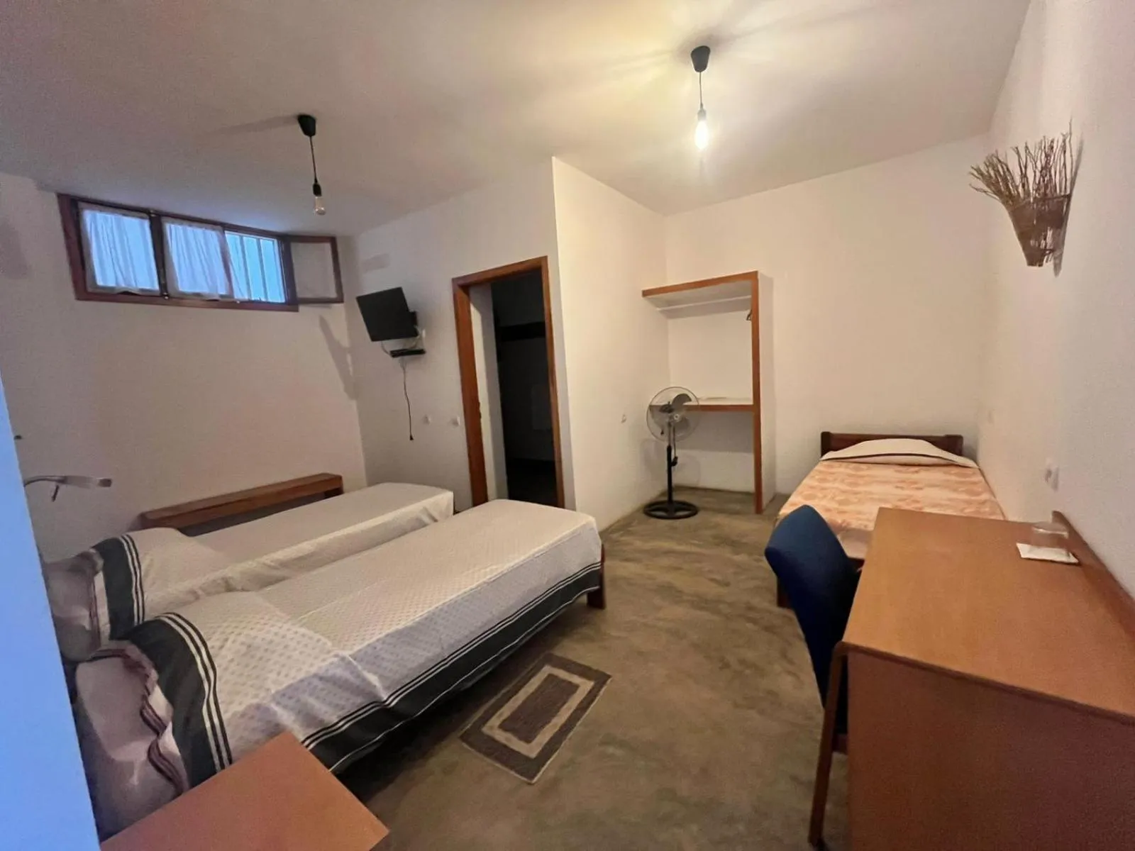 Bedroom, Bed in Residencial Che Guevara B & B Stop over