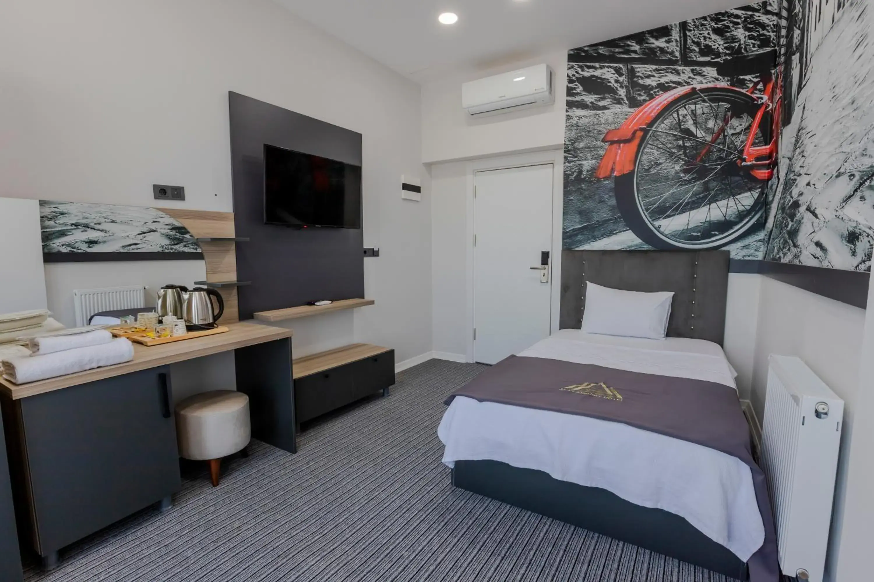 Deluxe Single Room with Balcony in ACAR SMART OTEL Deluxe Single Room with Balcony in ACAR SMART OTEL