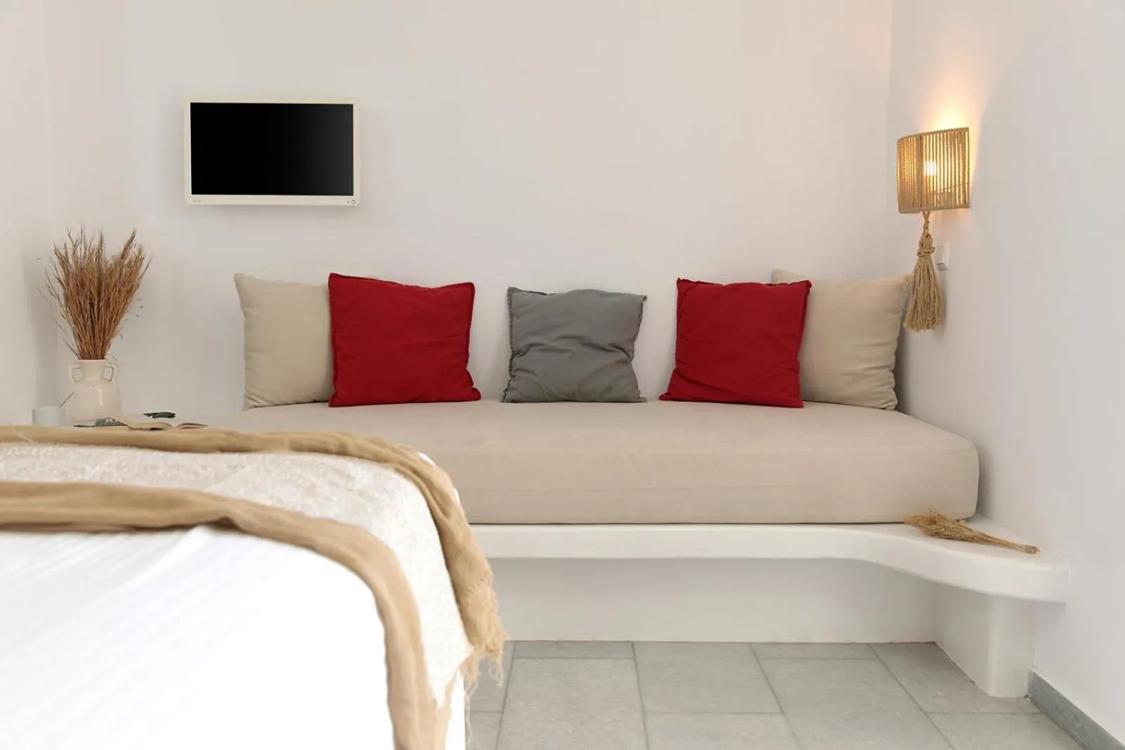 Bed in Ippokampos Beachfront