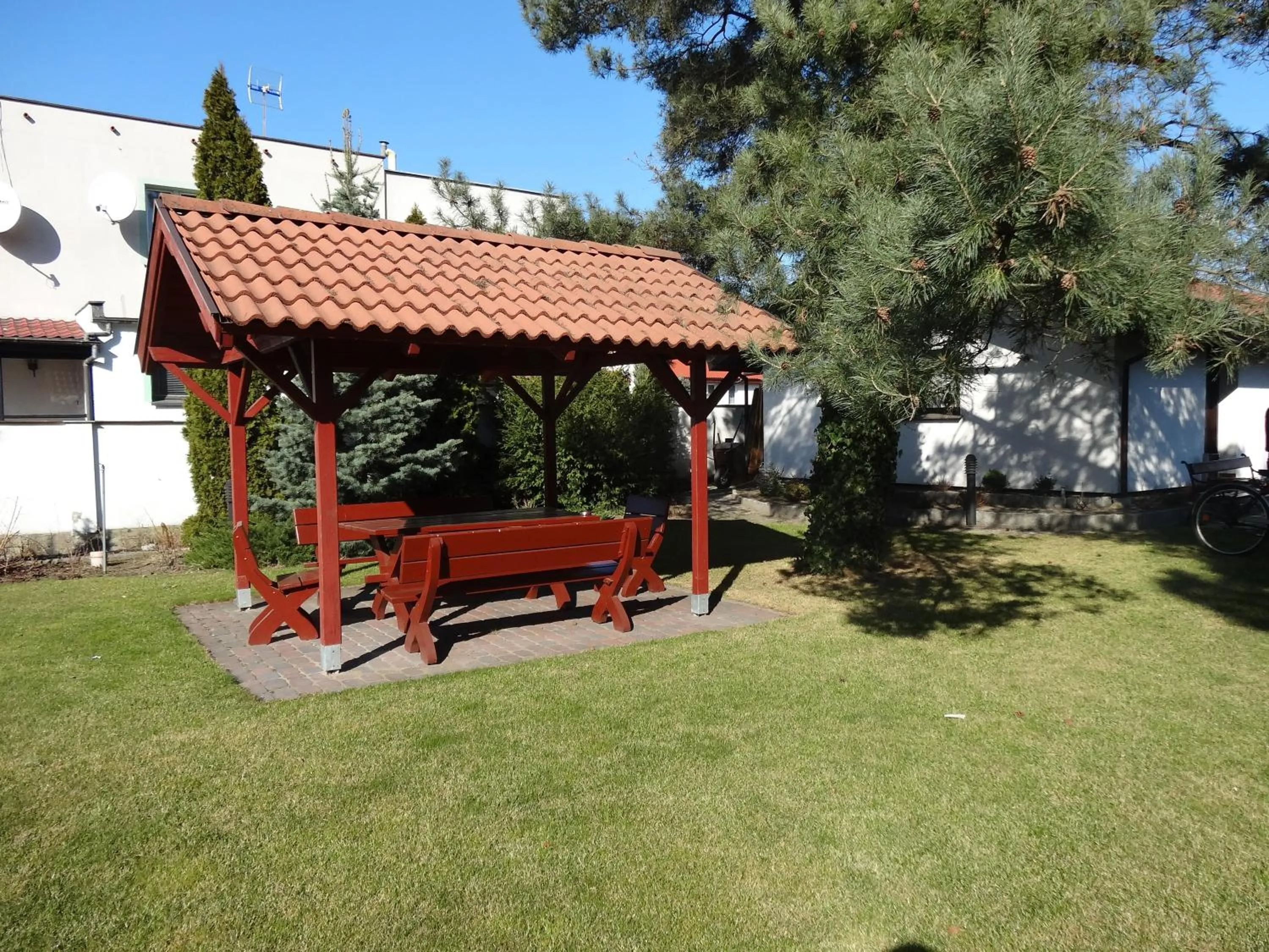 Patio in Motel Comet