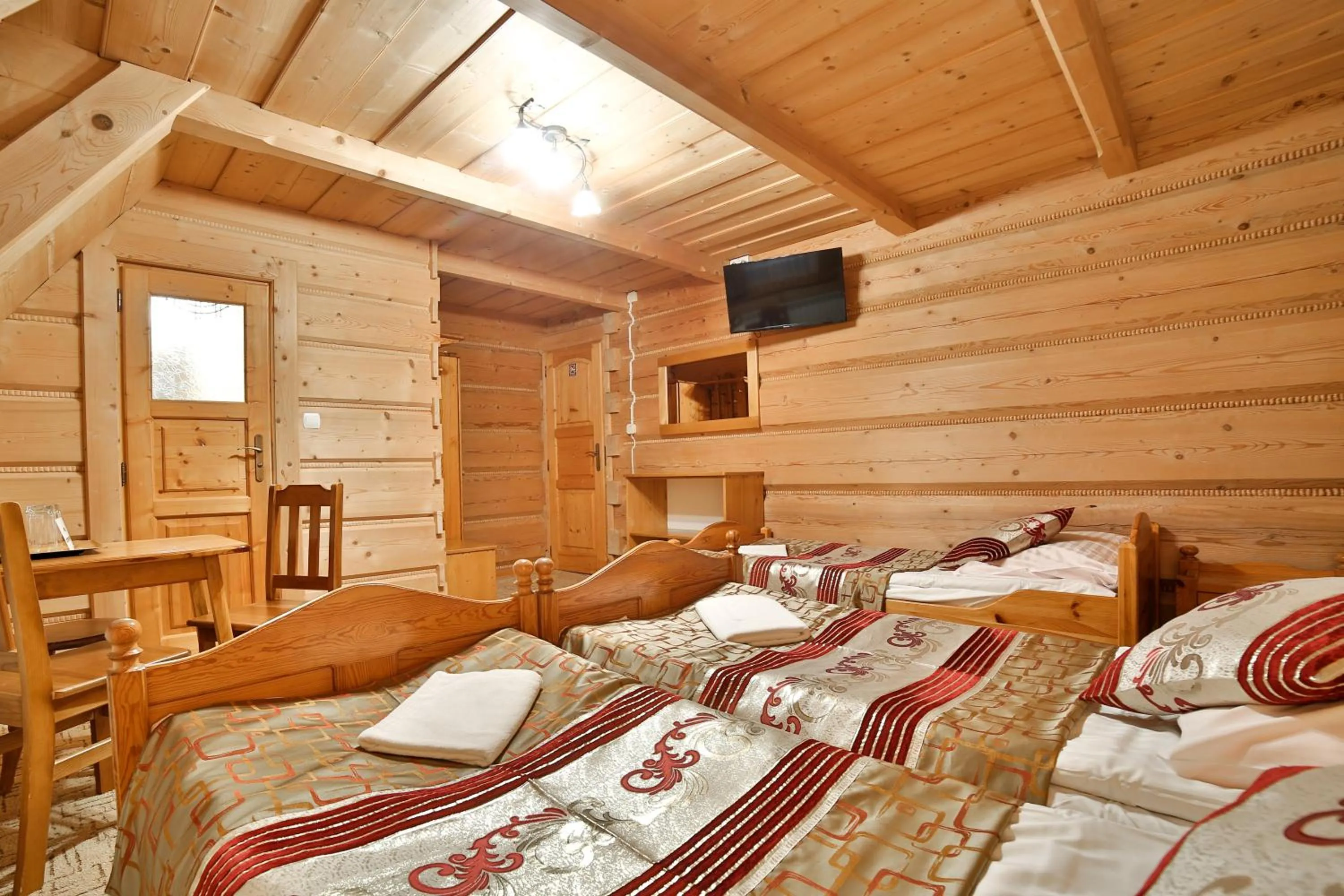 Photo of the whole room, Bed in Willa Jarząbek - 5 min do term Szaflary I Gorący Potok