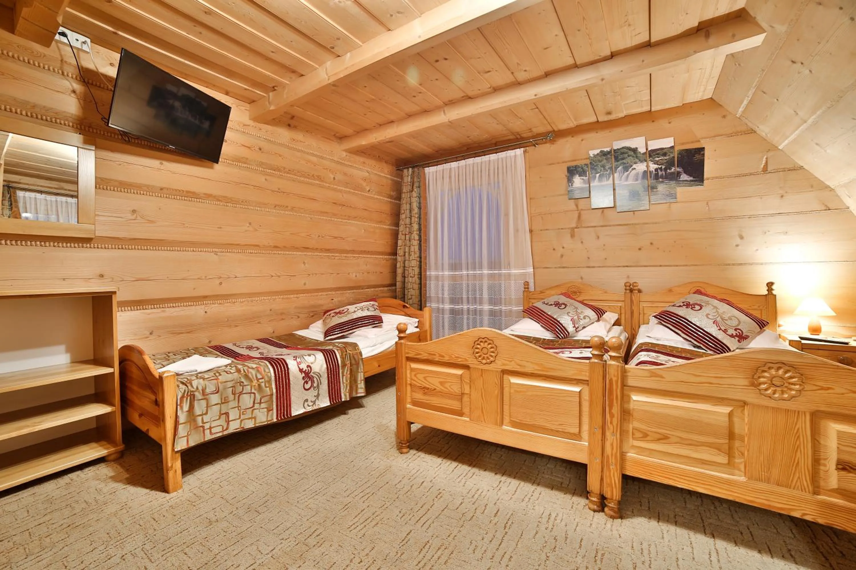 Photo of the whole room, Bed in Willa Jarząbek - 5 min do term Szaflary I Gorący Potok