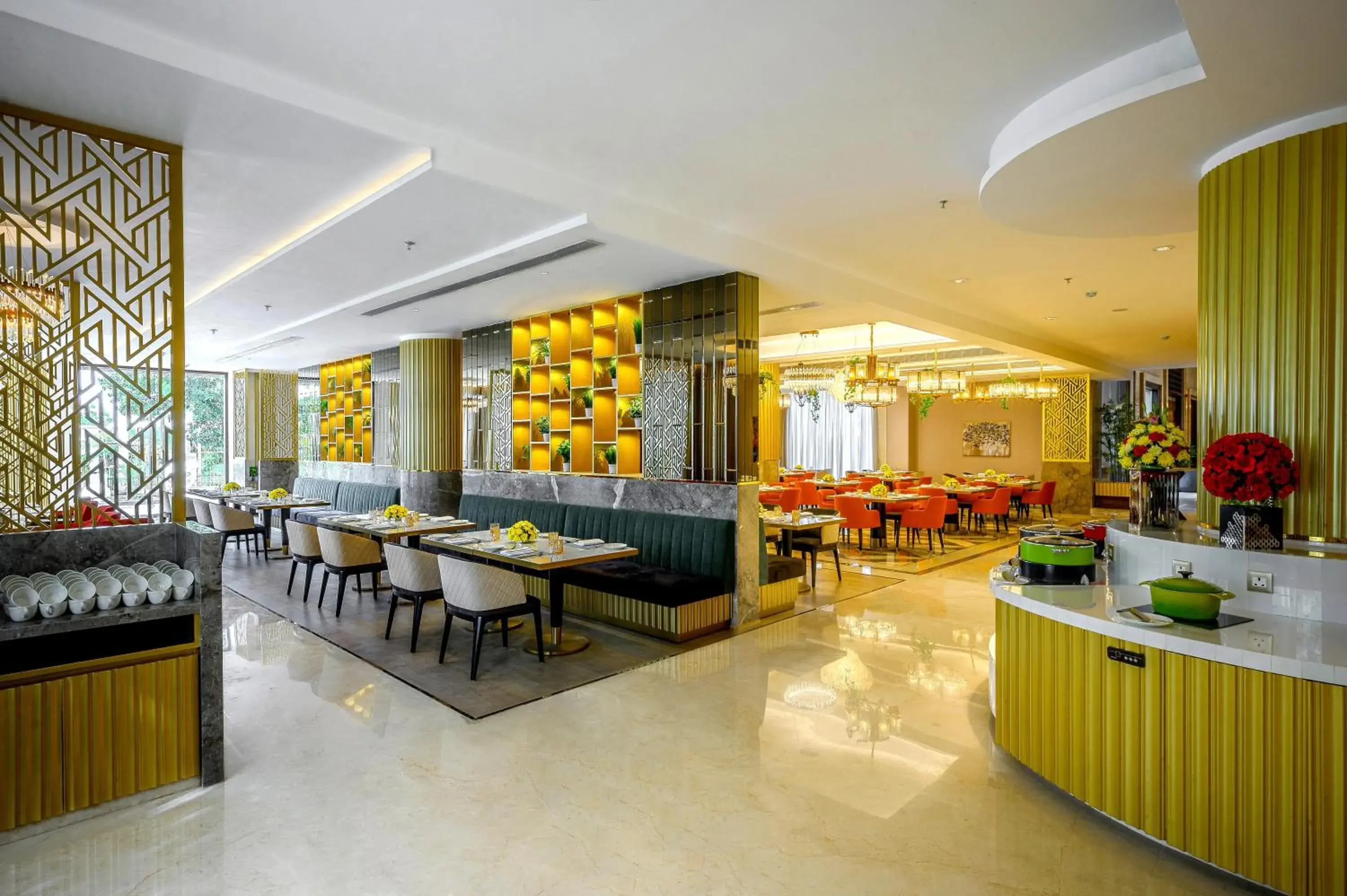 Restaurant/places to eat in Taj Gandhinagar Resort and Spa Restaurant/places to eat in Taj Gandhinagar Resort and Spa
