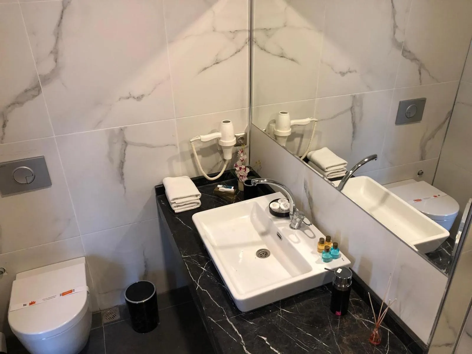 Bathroom in Nova Suite Residence